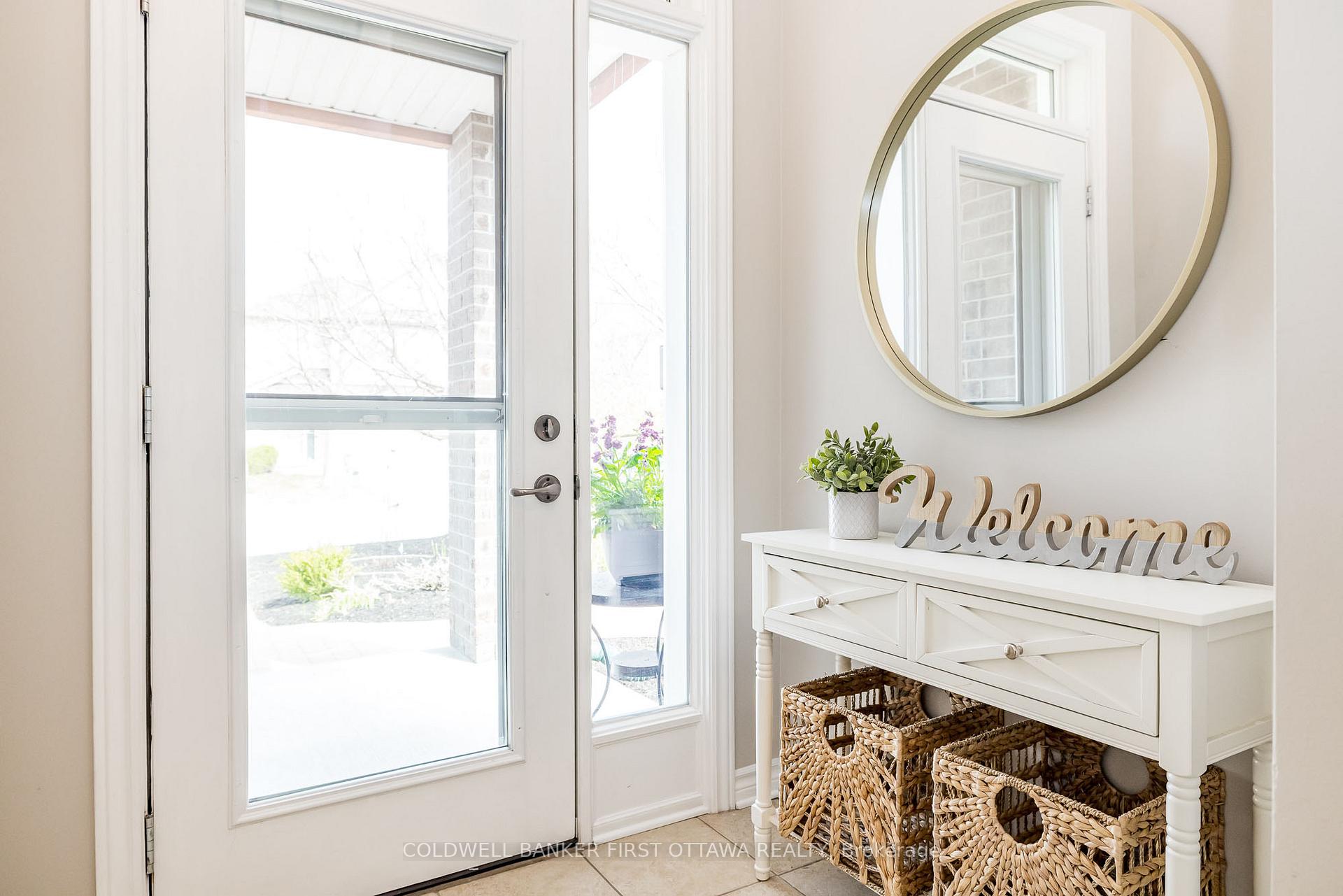 Photo 7 of 109 Mojave Crescent, Ottawa, Stittsville (North) — HOMEH