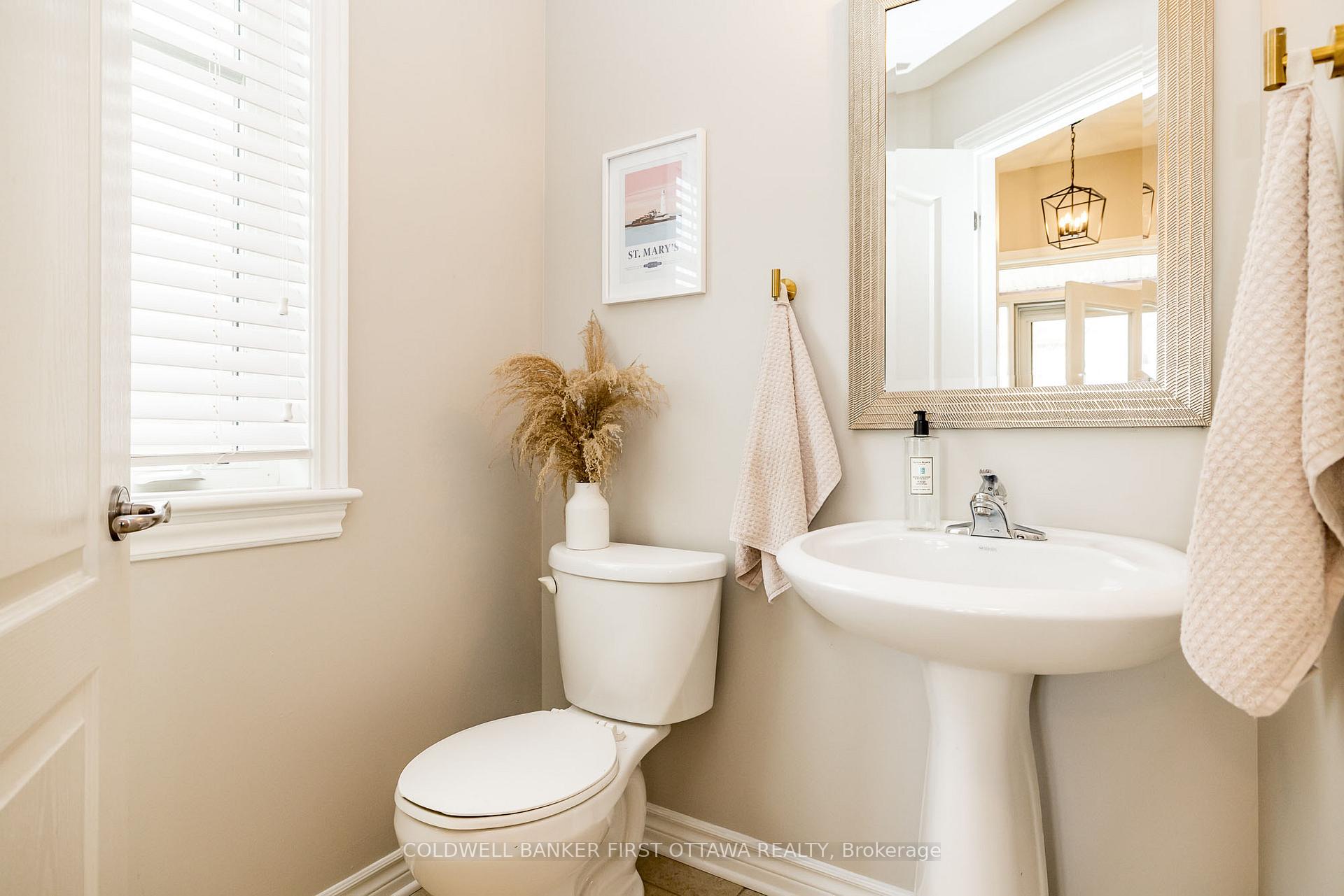 Photo 10 of 109 Mojave Crescent, Ottawa, Stittsville (North) — HOMEH