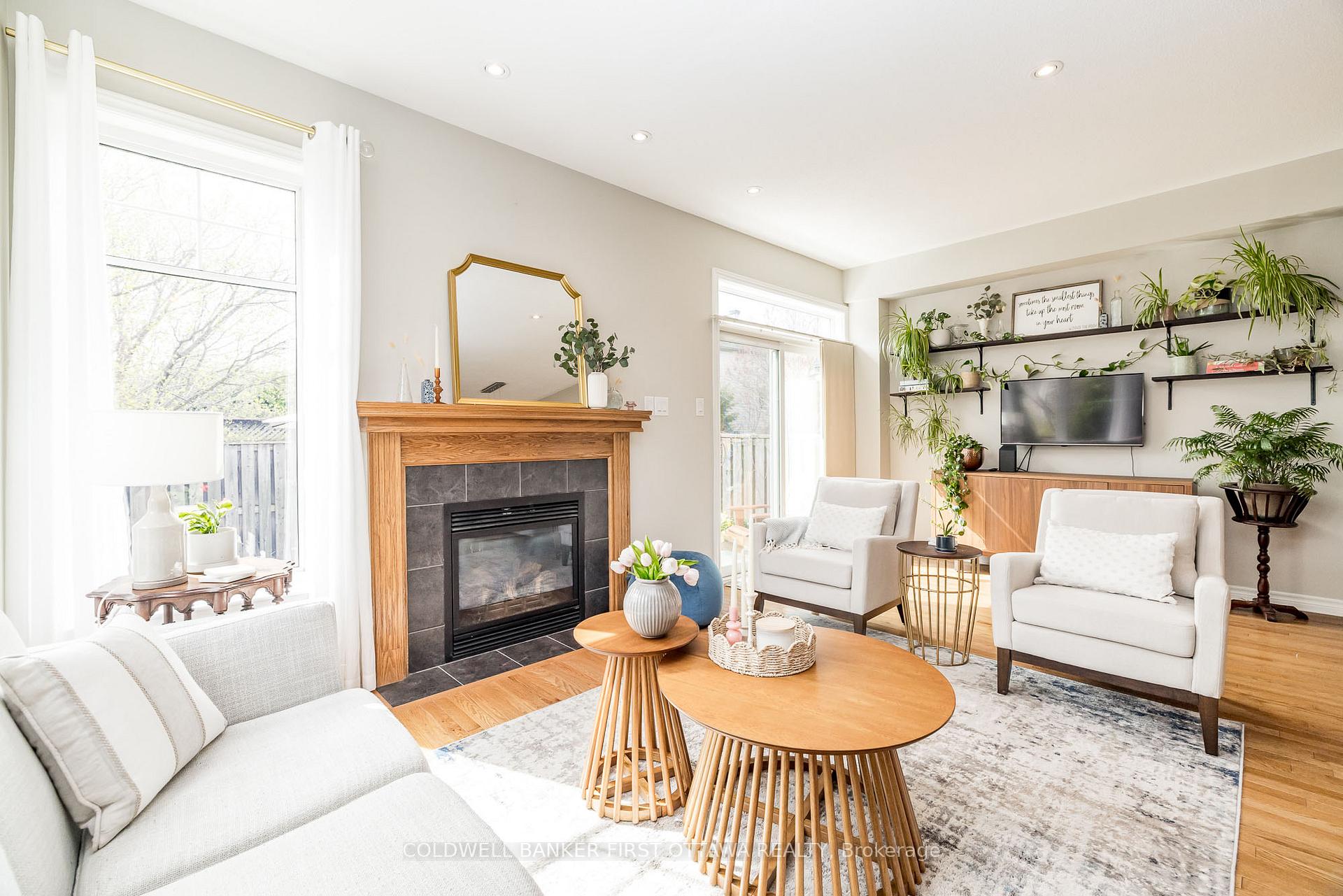 Photo 9 of 109 Mojave Crescent, Ottawa, Stittsville (North) — HOMEH