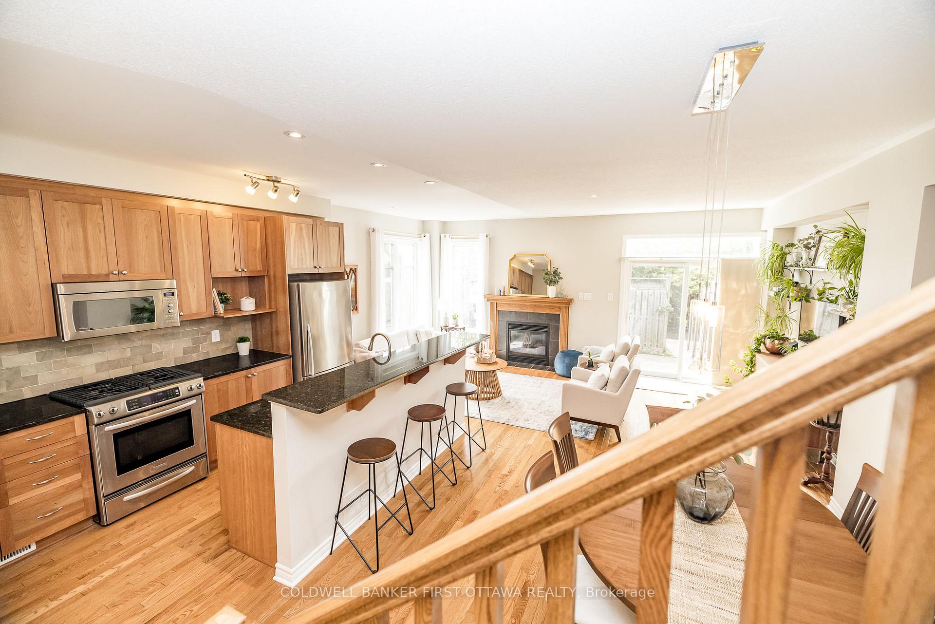 Photo 2 of 109 Mojave Crescent, Ottawa, Stittsville (North) — HOMEH