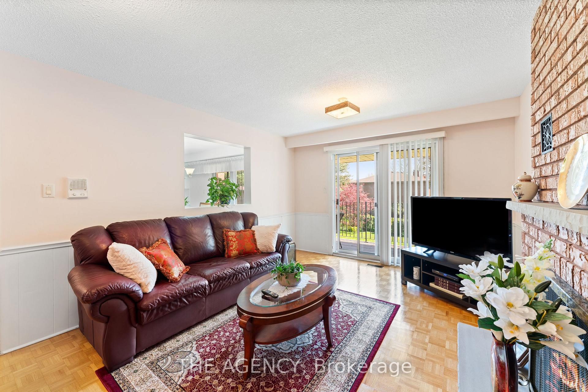 Photo 32 of 46 Jeanne Drive, Vaughan, East Woodbridge — HOMEH