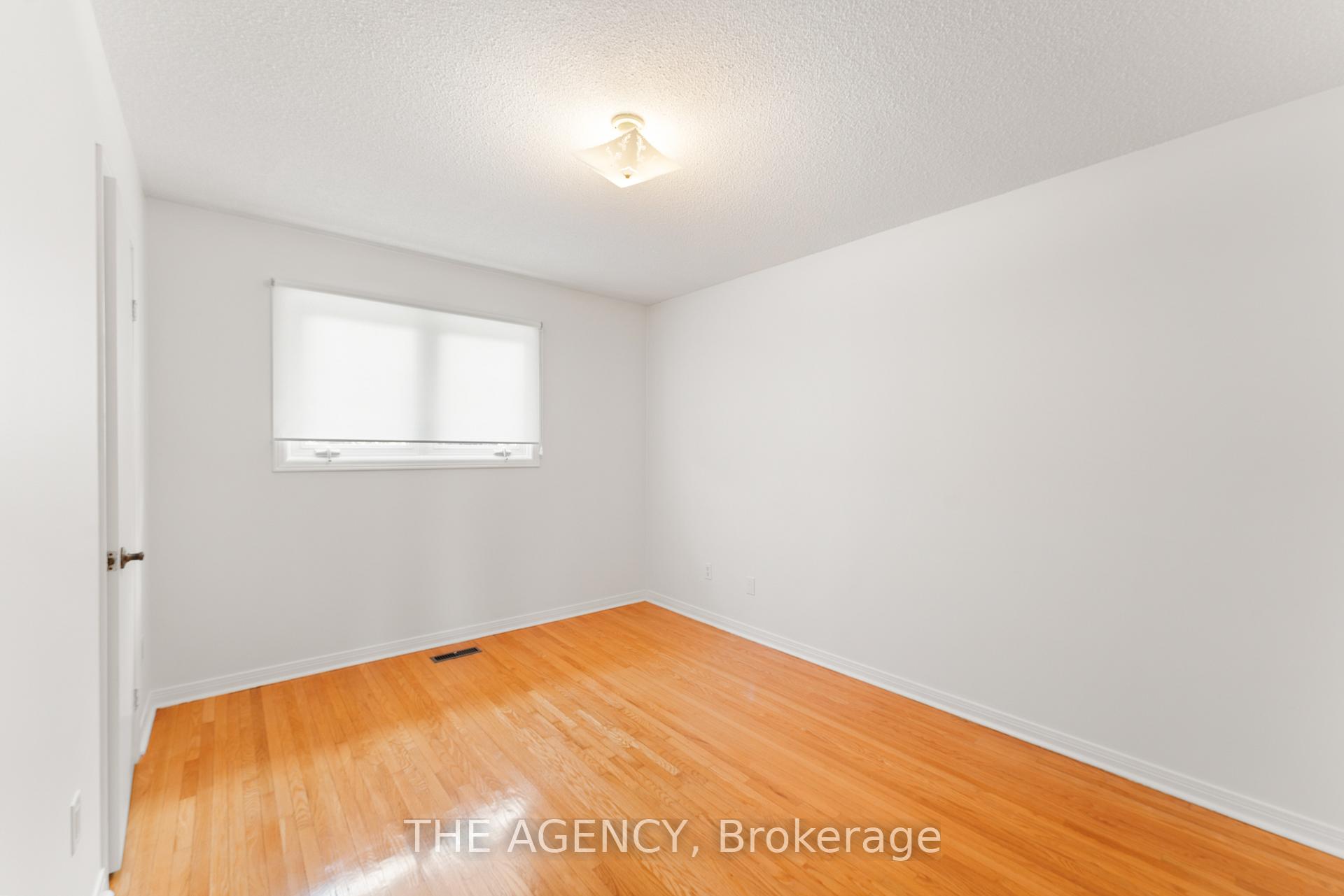 Photo 23 of 46 Jeanne Drive, Vaughan, East Woodbridge — HOMEH