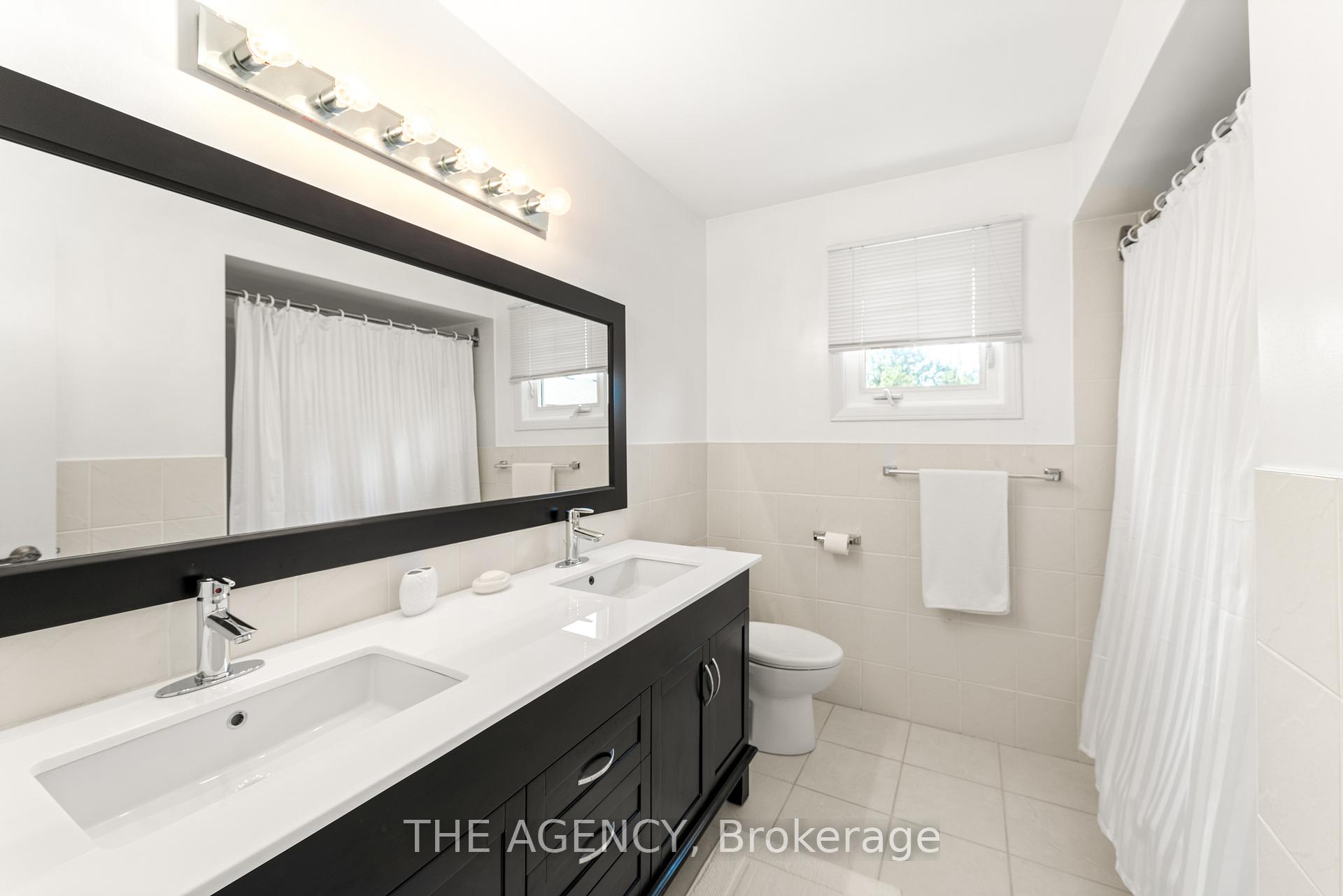 Photo 17 of 46 Jeanne Drive, Vaughan, East Woodbridge — HOMEH