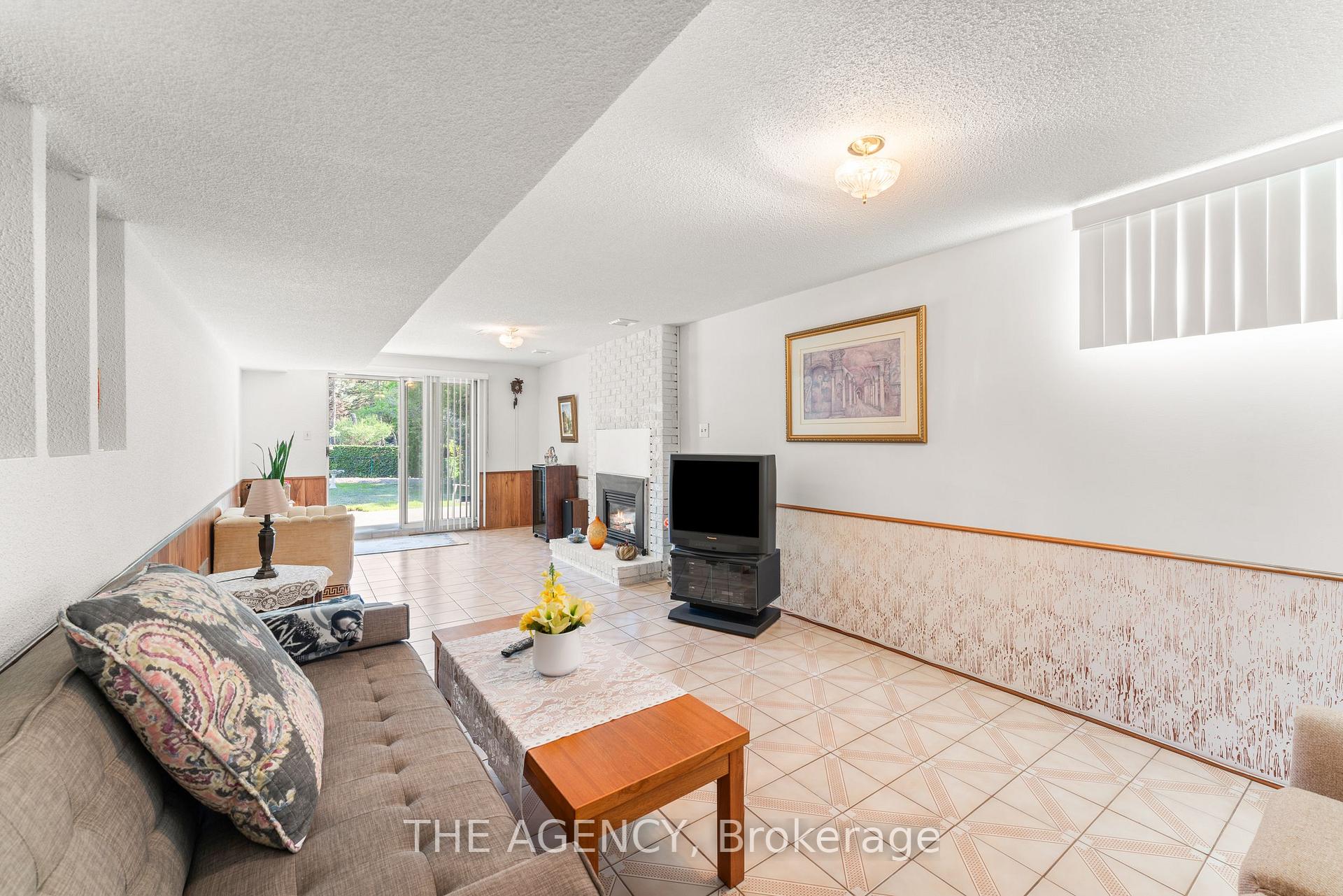 Photo 28 of 46 Jeanne Drive, Vaughan, East Woodbridge — HOMEH