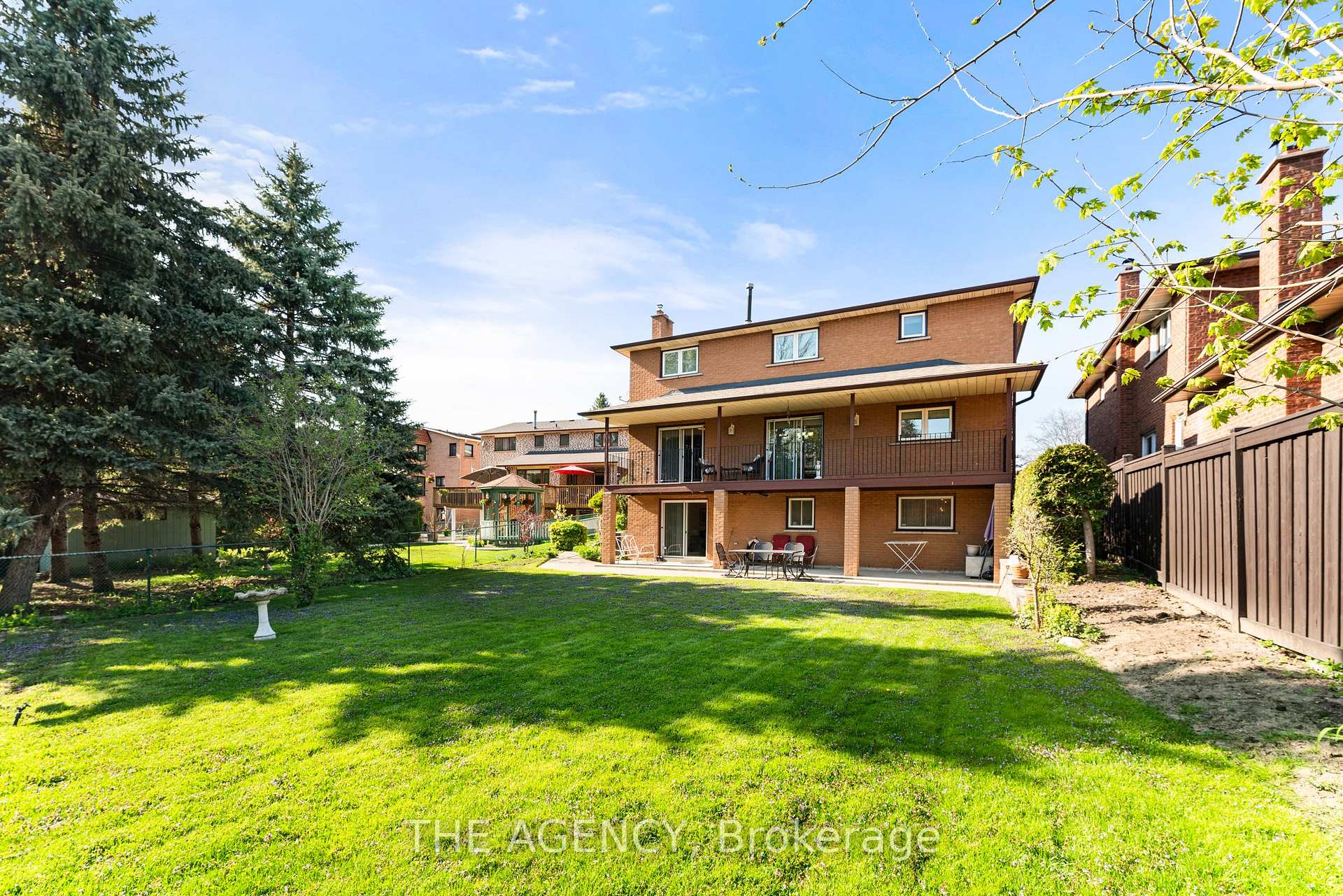 Photo 45 of 46 Jeanne Drive, Vaughan, East Woodbridge — HOMEH