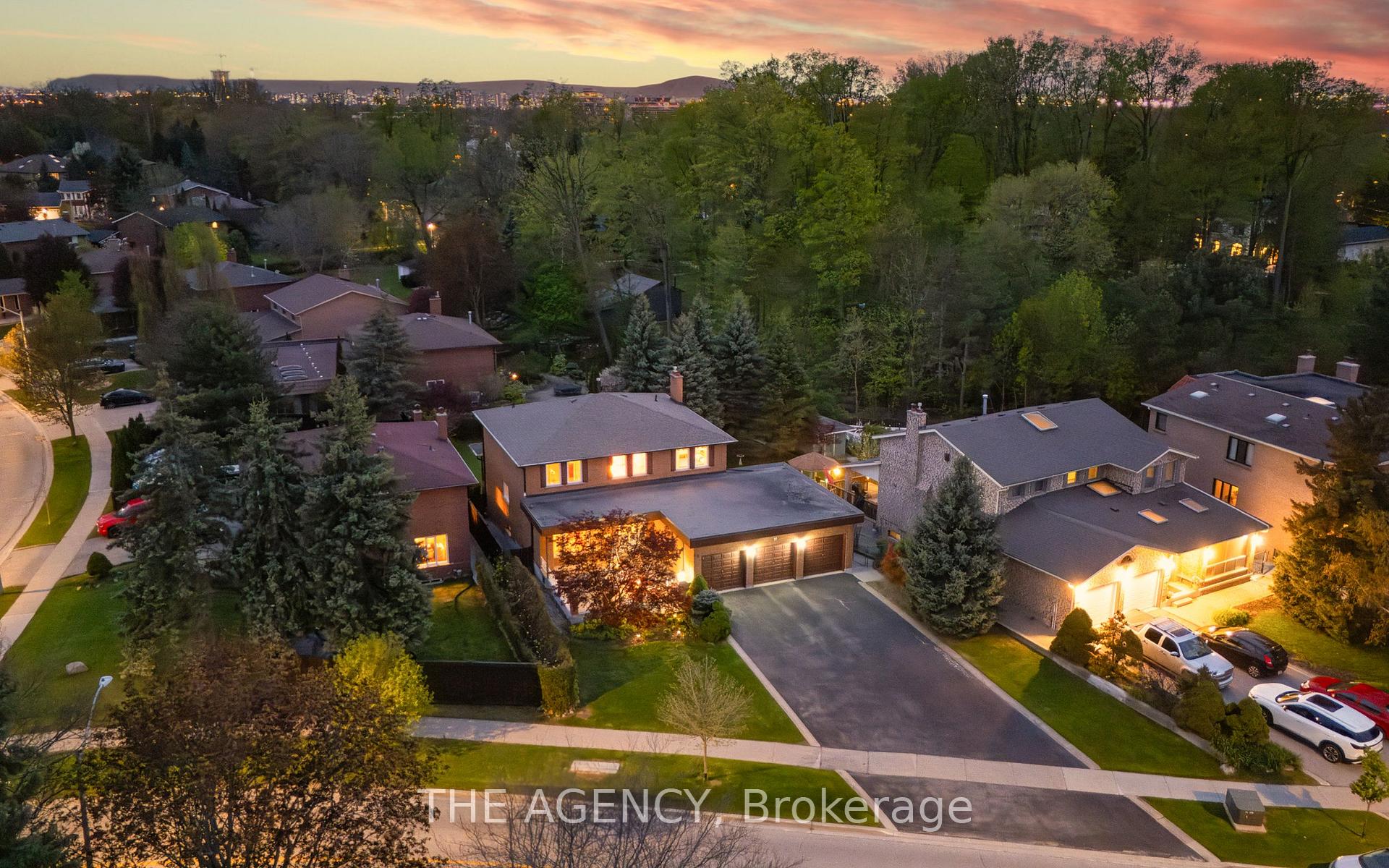 Photo 43 of 46 Jeanne Drive, Vaughan, East Woodbridge — HOMEH