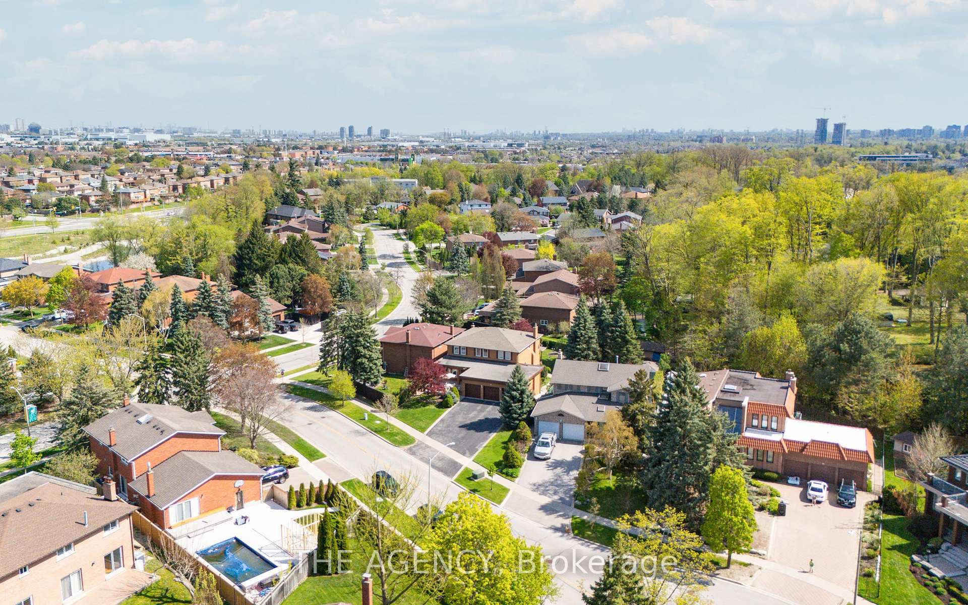Photo 48 of 46 Jeanne Drive, Vaughan, East Woodbridge — HOMEH