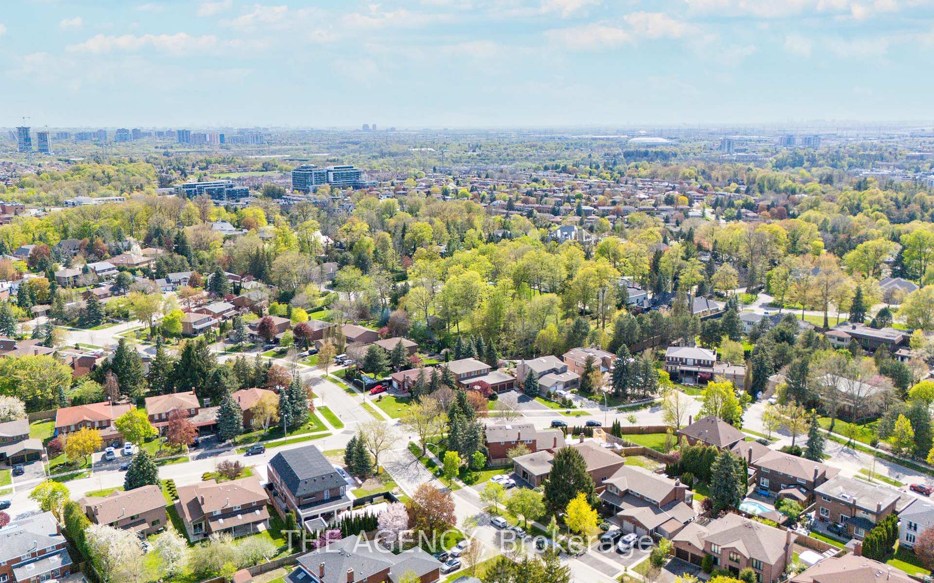 Photo 37 of 46 Jeanne Drive, Vaughan, East Woodbridge — HOMEH