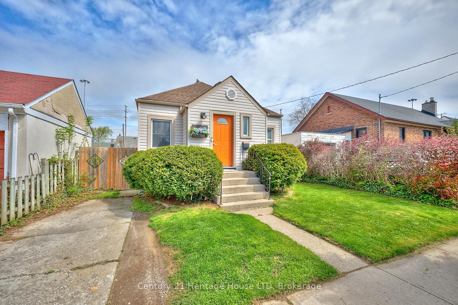 Photo 1 of 21 Spruce Street, St. Catharines, Downtown — HOMEH
