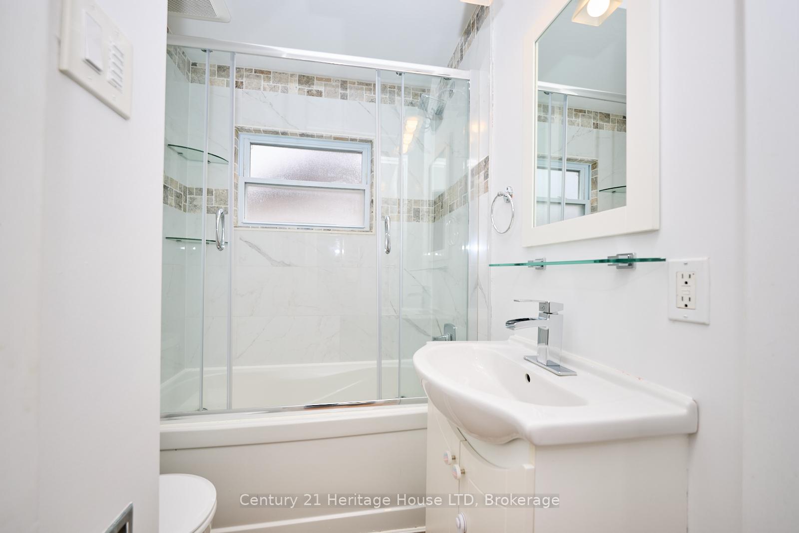 Photo 10 of 21 Spruce Street, St. Catharines, Downtown — HOMEH