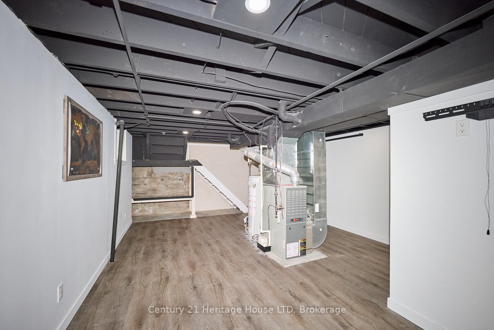 Photo 26 of 21 Spruce Street, St. Catharines, Downtown — HOMEH