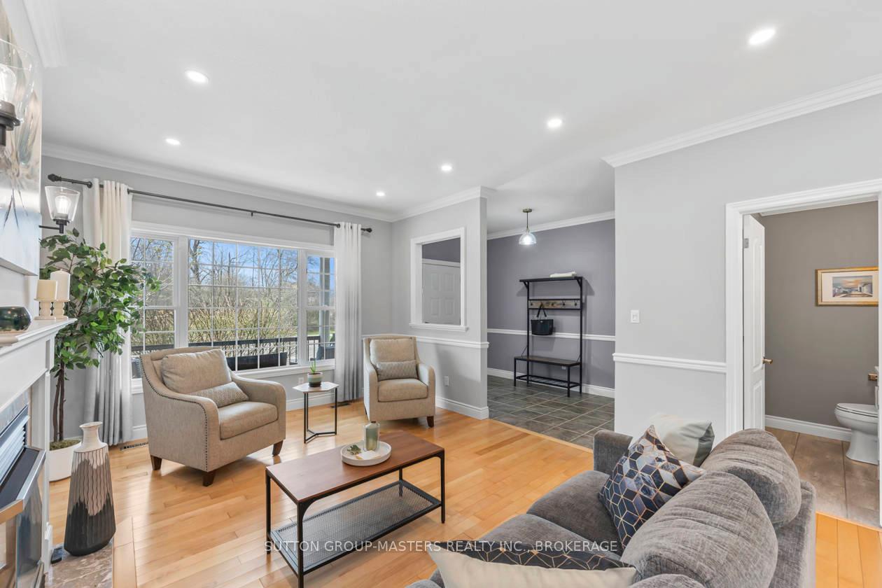 Photo 4 of 151 Rose Abbey Drive, Kingston, Kingston East (Incl Barret Crt) — HOMEH