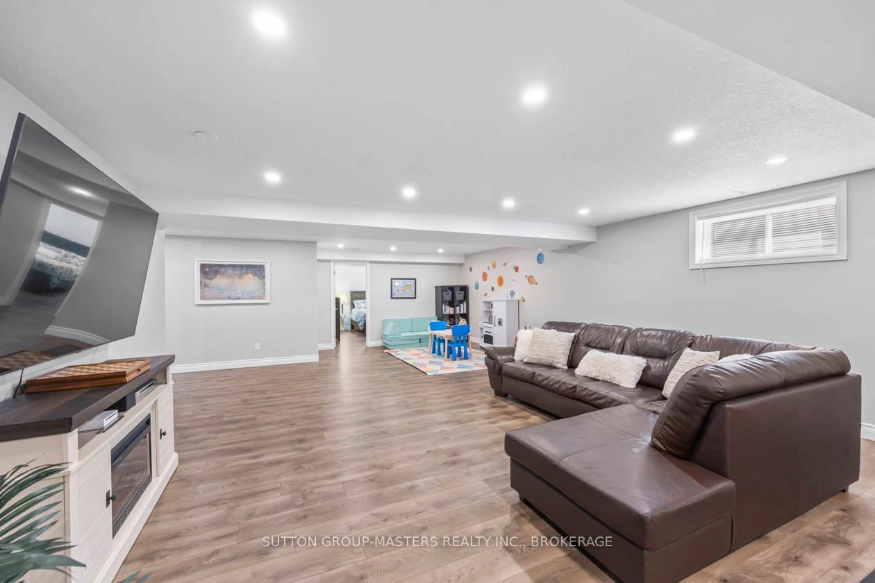 Photo 30 of 151 Rose Abbey Drive, Kingston, Kingston East (Incl Barret Crt) — HOMEH