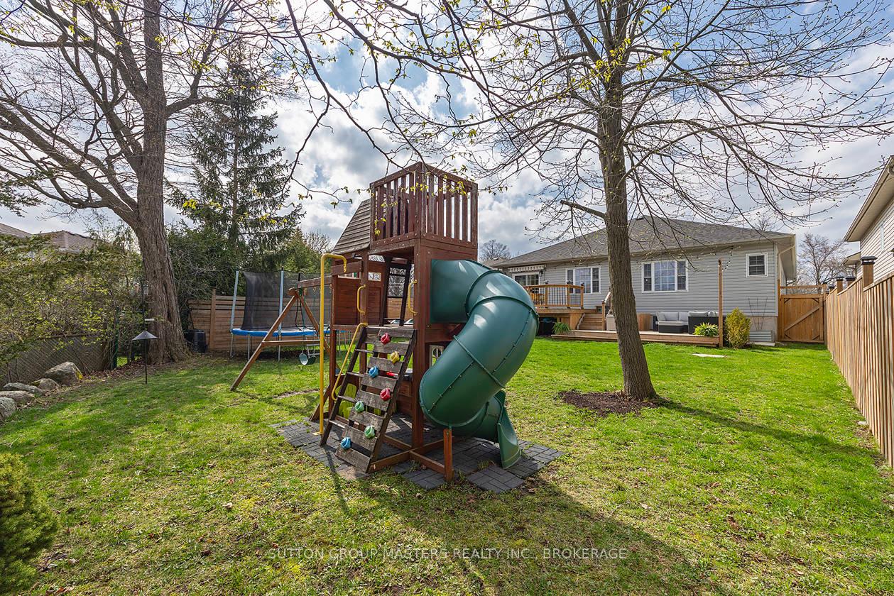 Photo 42 of 151 Rose Abbey Drive, Kingston, Kingston East (Incl Barret Crt) — HOMEH