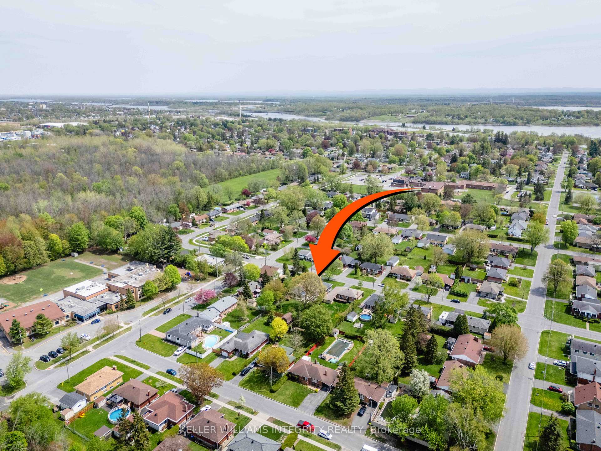 Photo 2 of 1405 Joyce Street, Cornwall — HOMEH