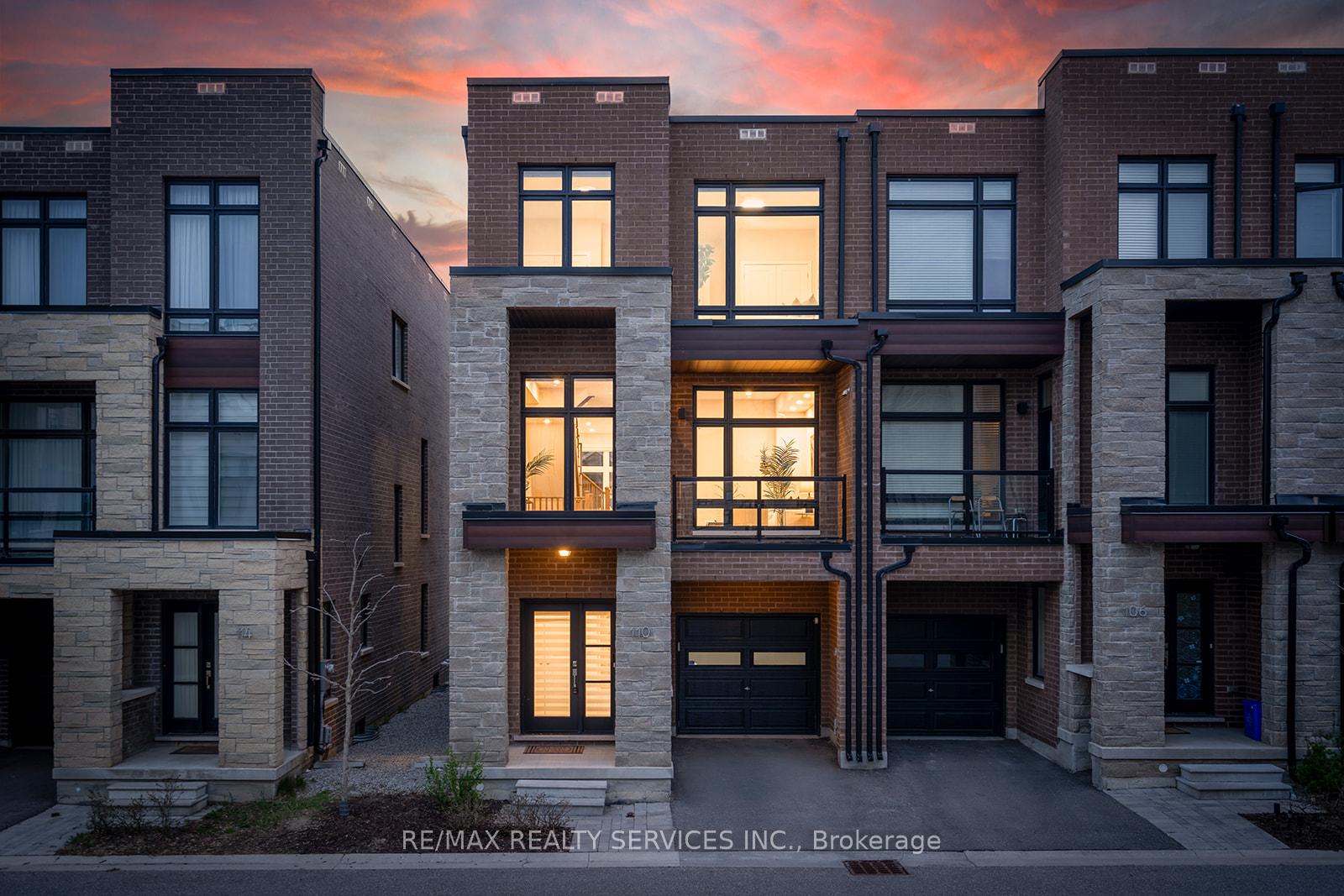 Front of 110 Pageant Avenue