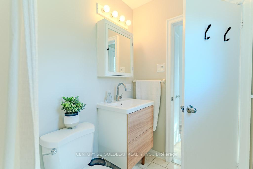 Photo 9 of 1404 Larose Avenue, Ottawa, Carlington — HOMEH