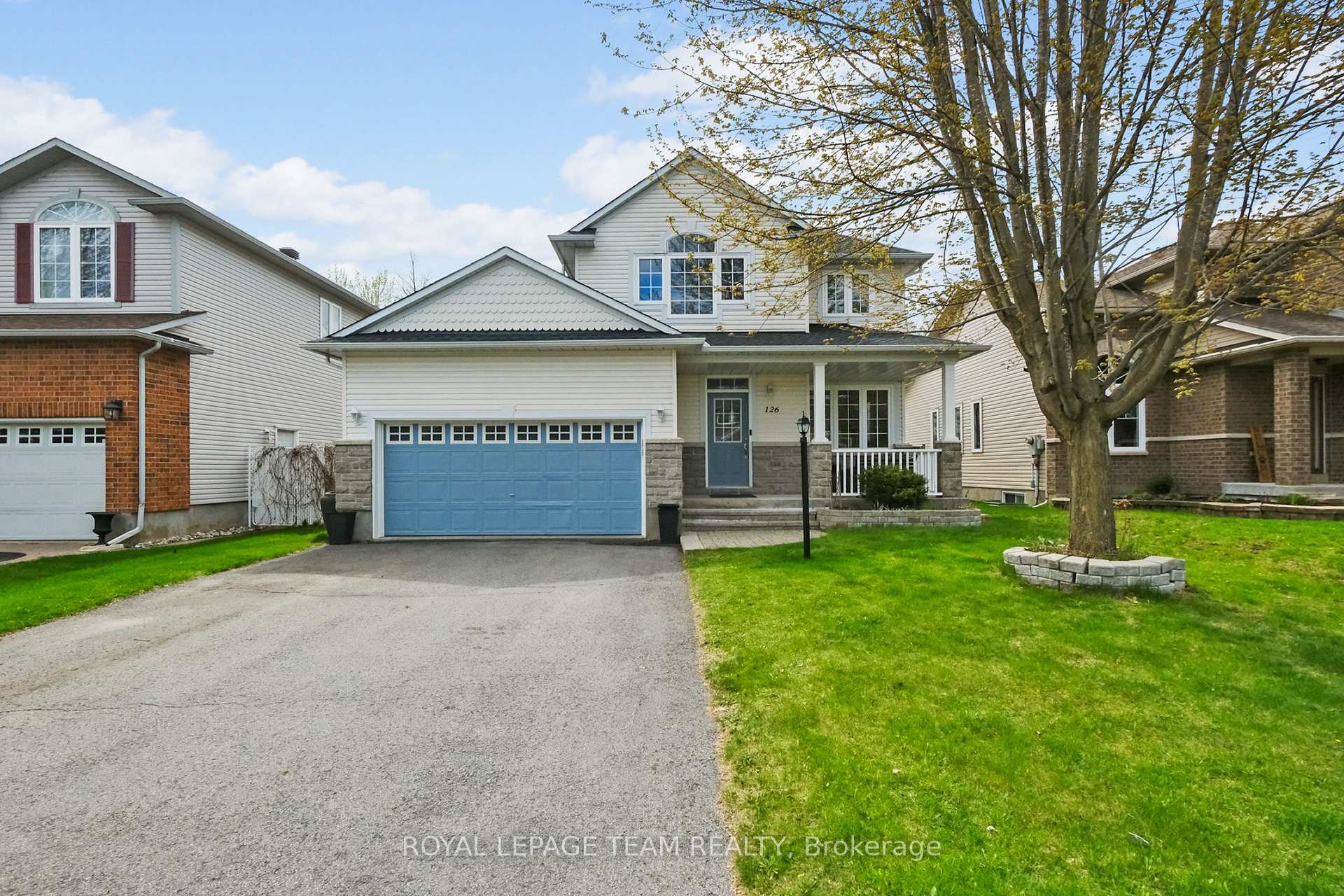 Photo 1 of 126 Arrowwood Drive, Ottawa, Stittsville (South) — HOMEH