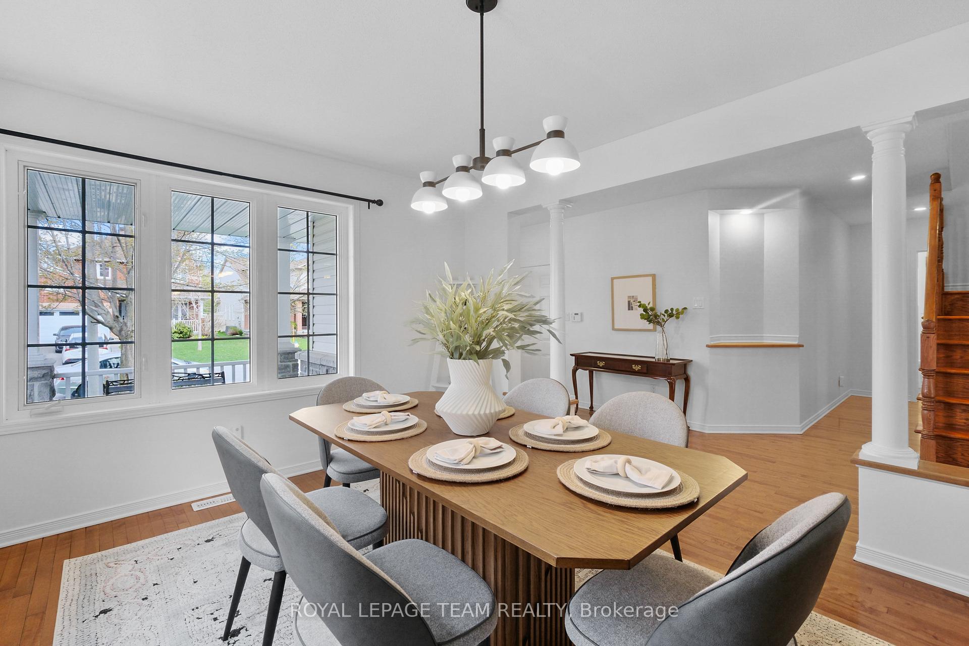 Photo 5 of 126 Arrowwood Drive, Ottawa, Stittsville (South) — HOMEH