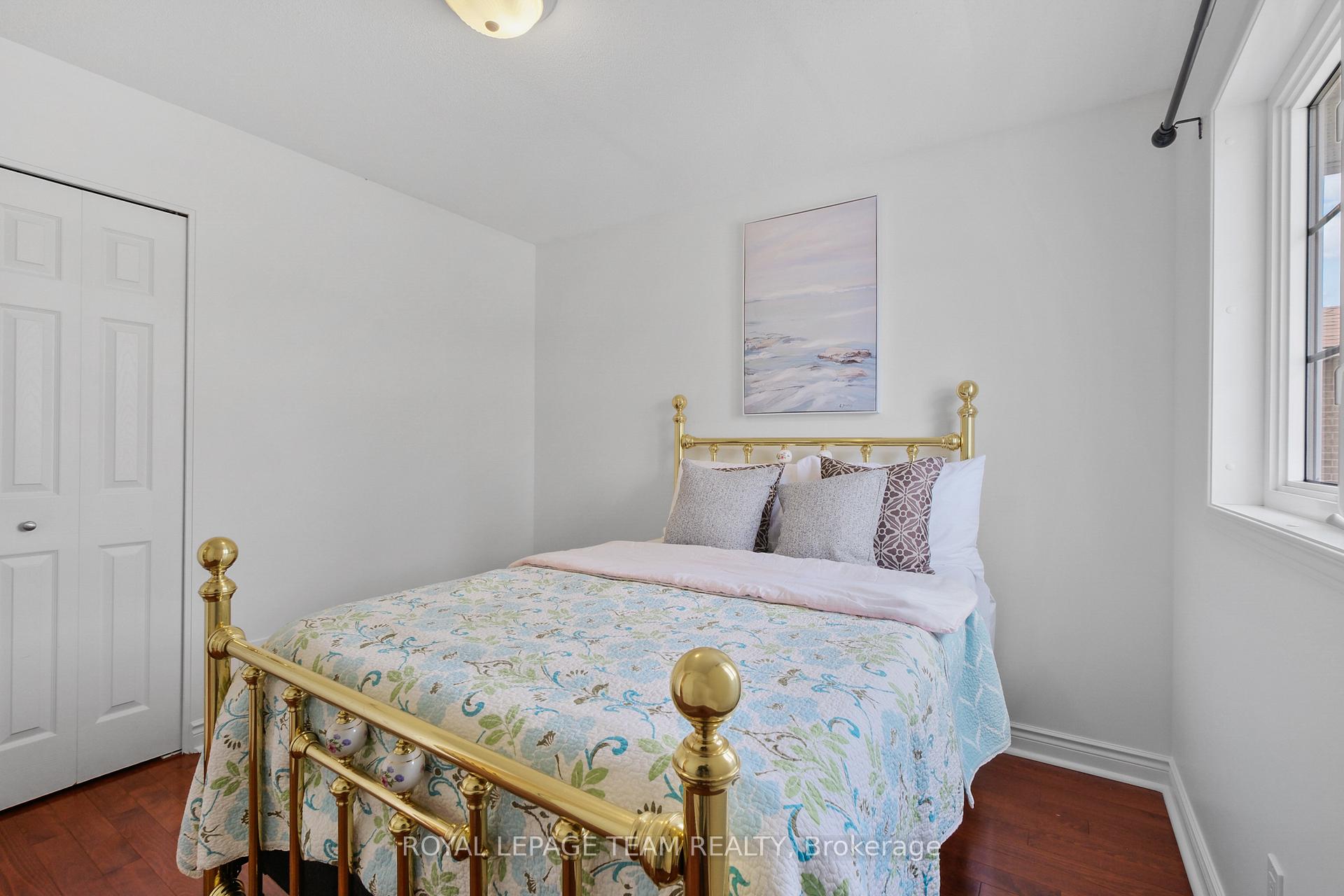 Photo 28 of 126 Arrowwood Drive, Ottawa, Stittsville (South) — HOMEH