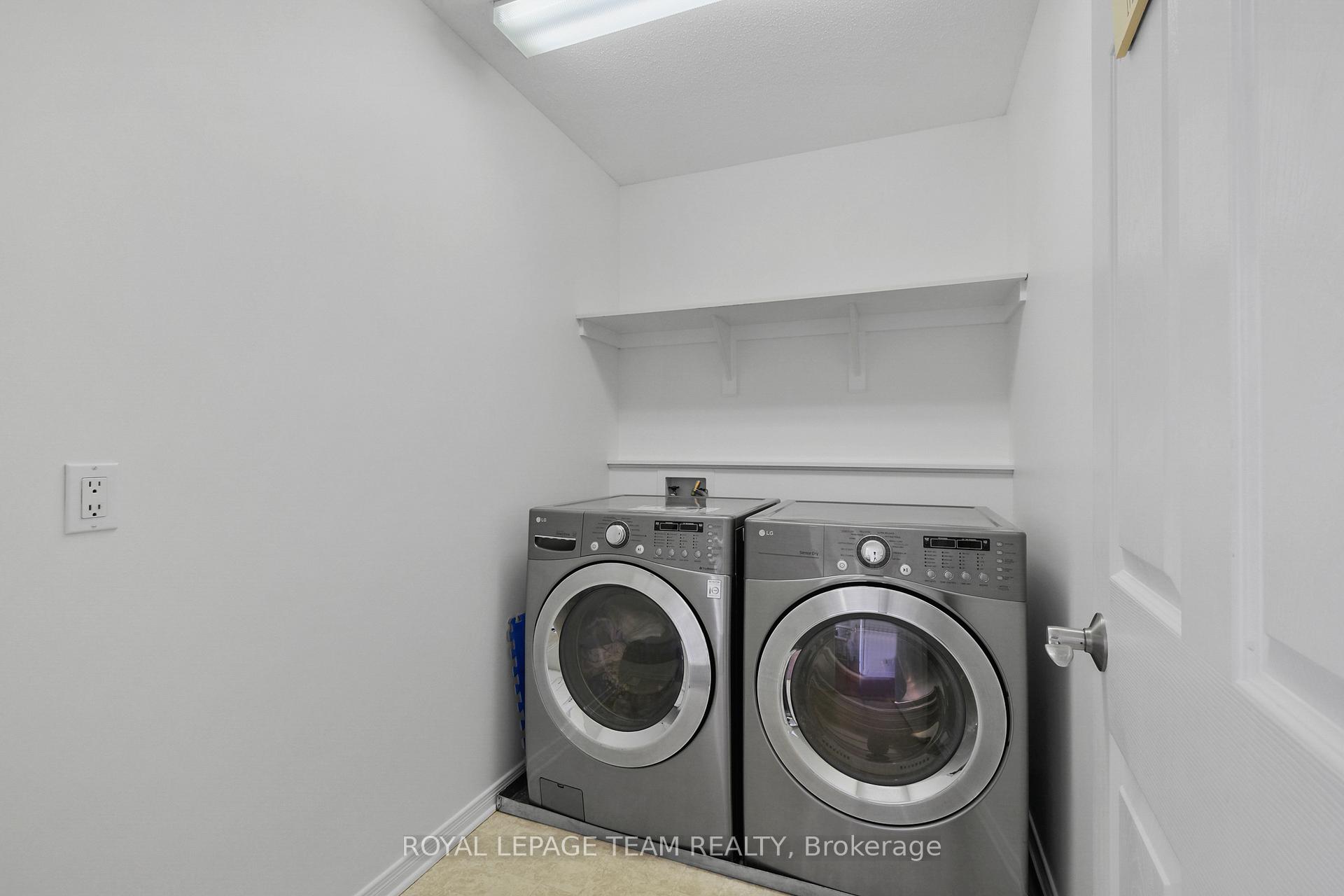 Photo 36 of 126 Arrowwood Drive, Ottawa, Stittsville (South) — HOMEH