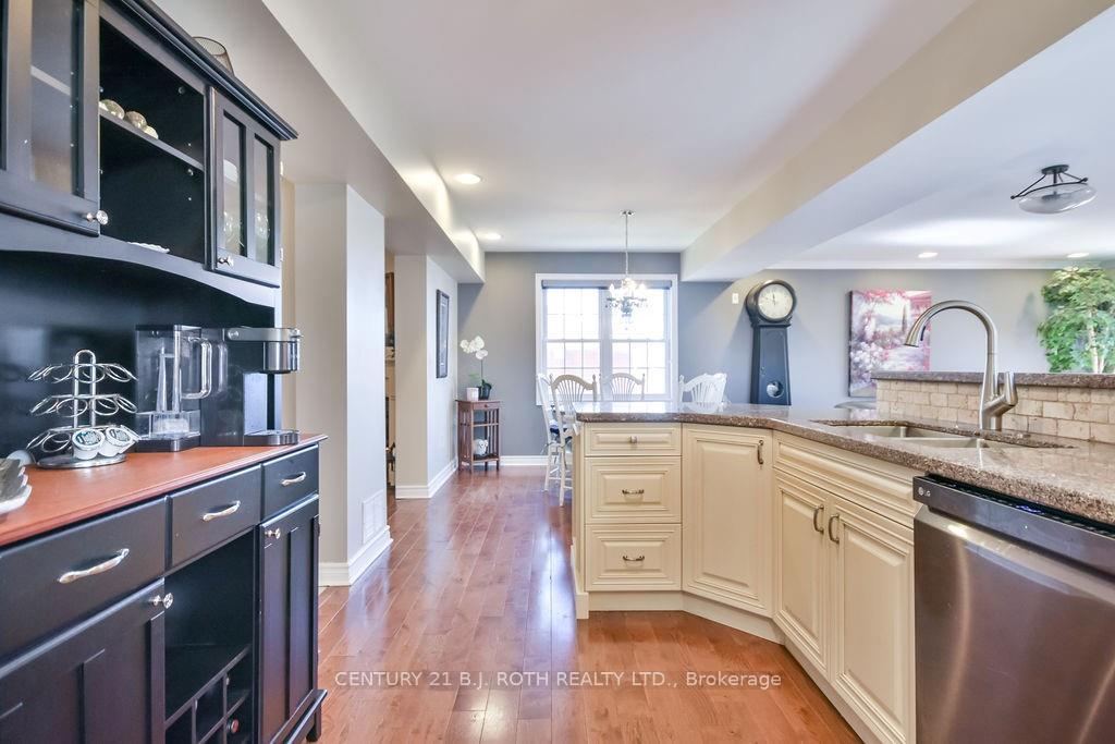 Photo 19 of 17 Frontier Avenue, Orillia — HOMEH