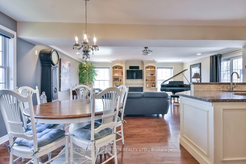 Photo 15 of 17 Frontier Avenue, Orillia — HOMEH