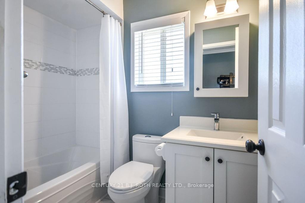 Photo 37 of 17 Frontier Avenue, Orillia — HOMEH