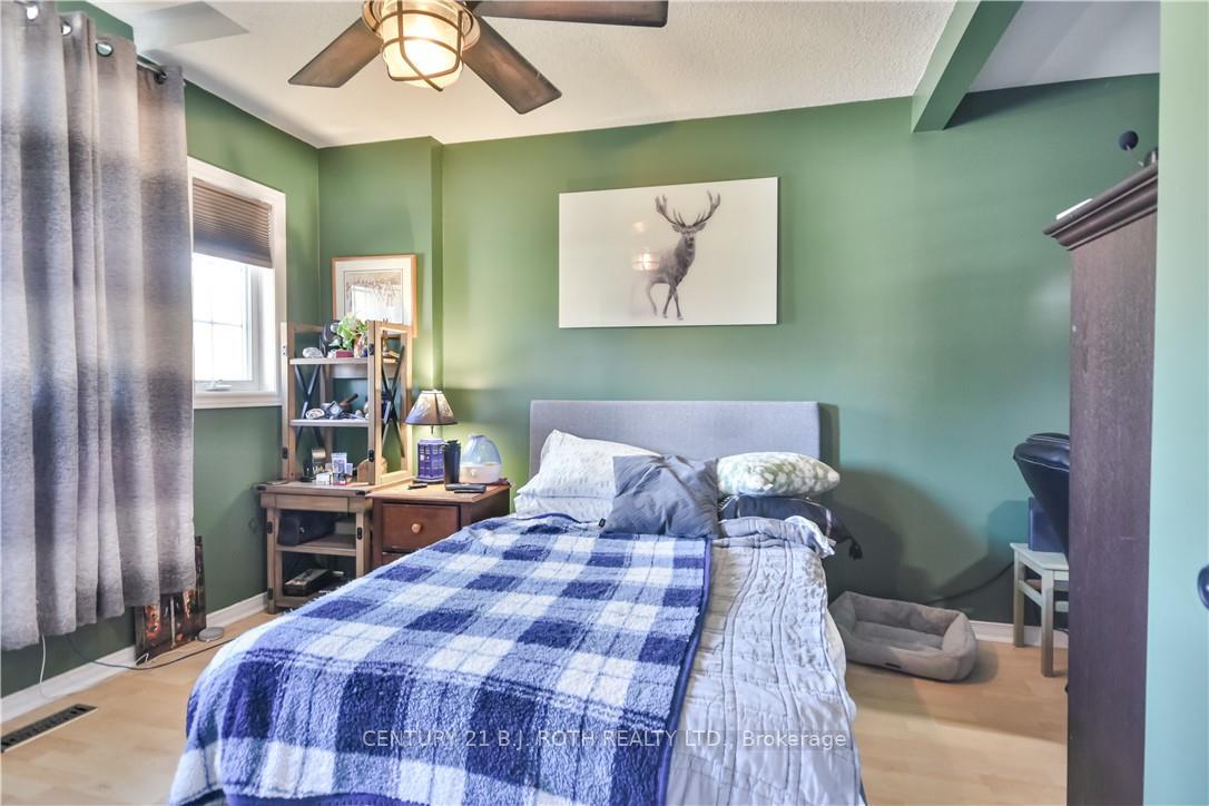Photo 30 of 17 Frontier Avenue, Orillia — HOMEH