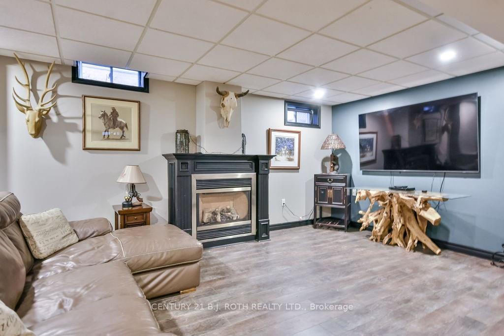 Photo 43 of 17 Frontier Avenue, Orillia — HOMEH