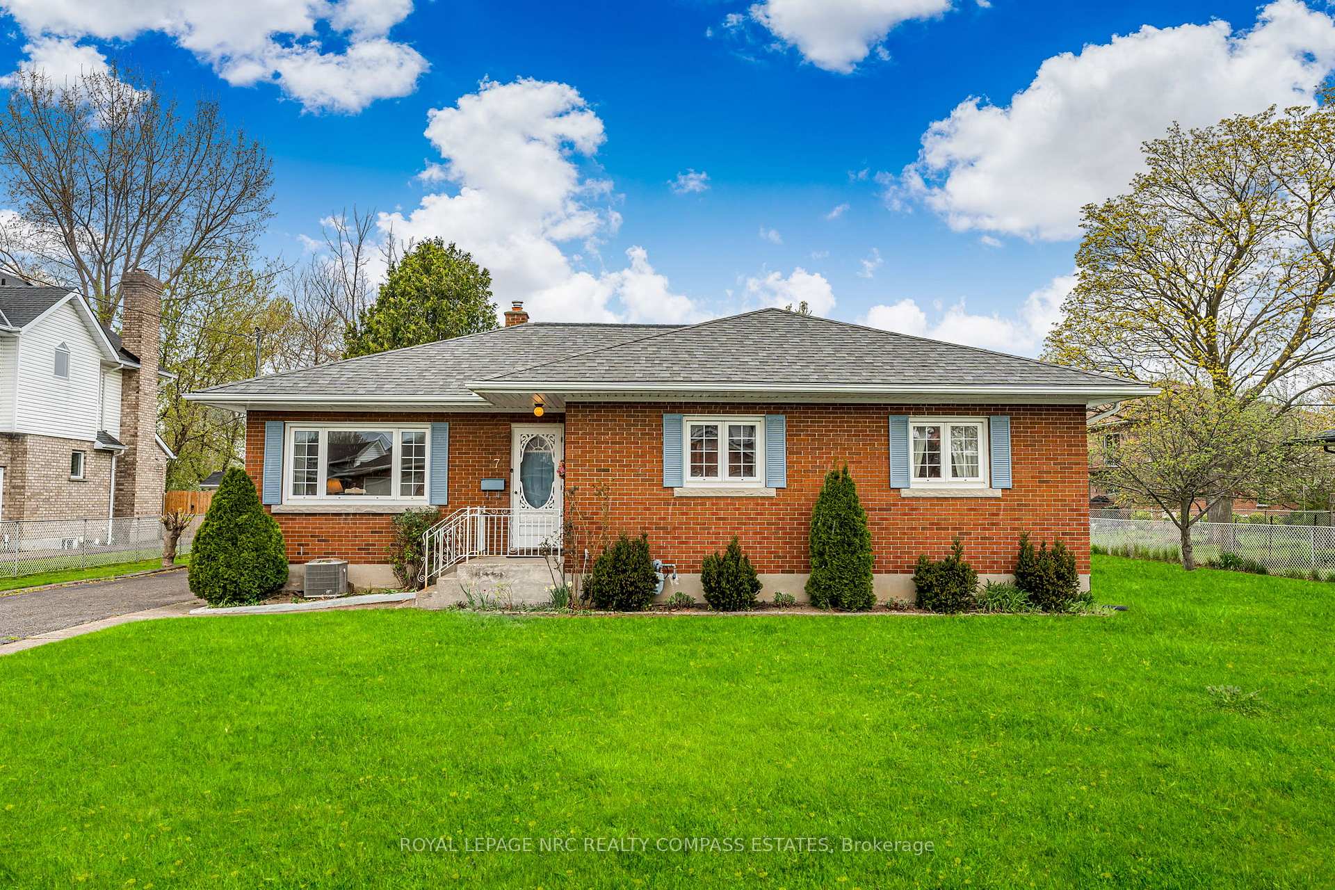 Photo 11 of 7 Ernest Street, St. Catharines, Lakeport — HOMEH
