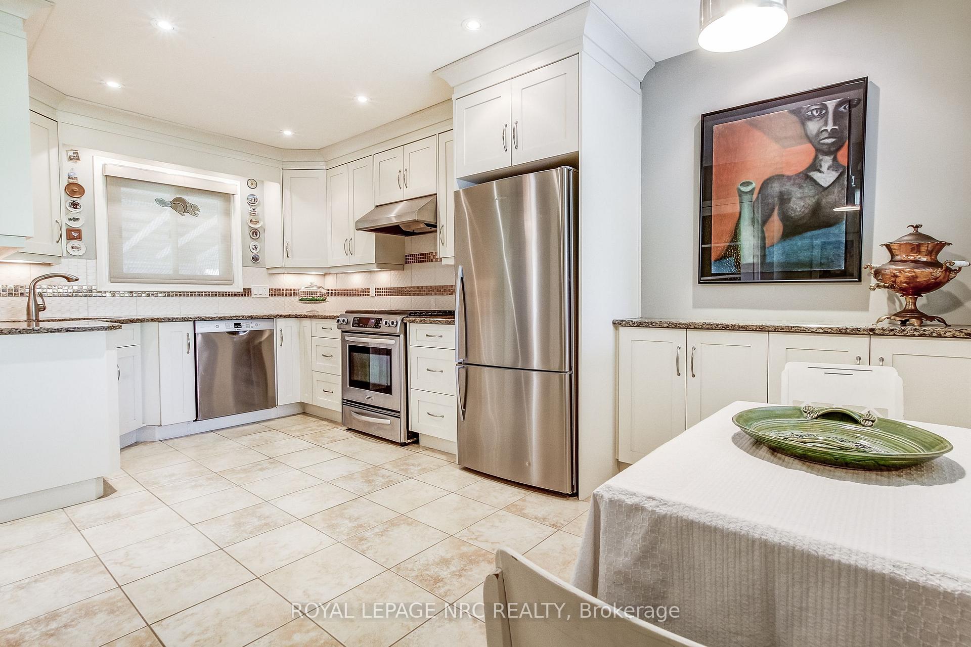 Photo 41 of 8 Rice Avenue, St. Catharines, Bunting/Linwell — HOMEH