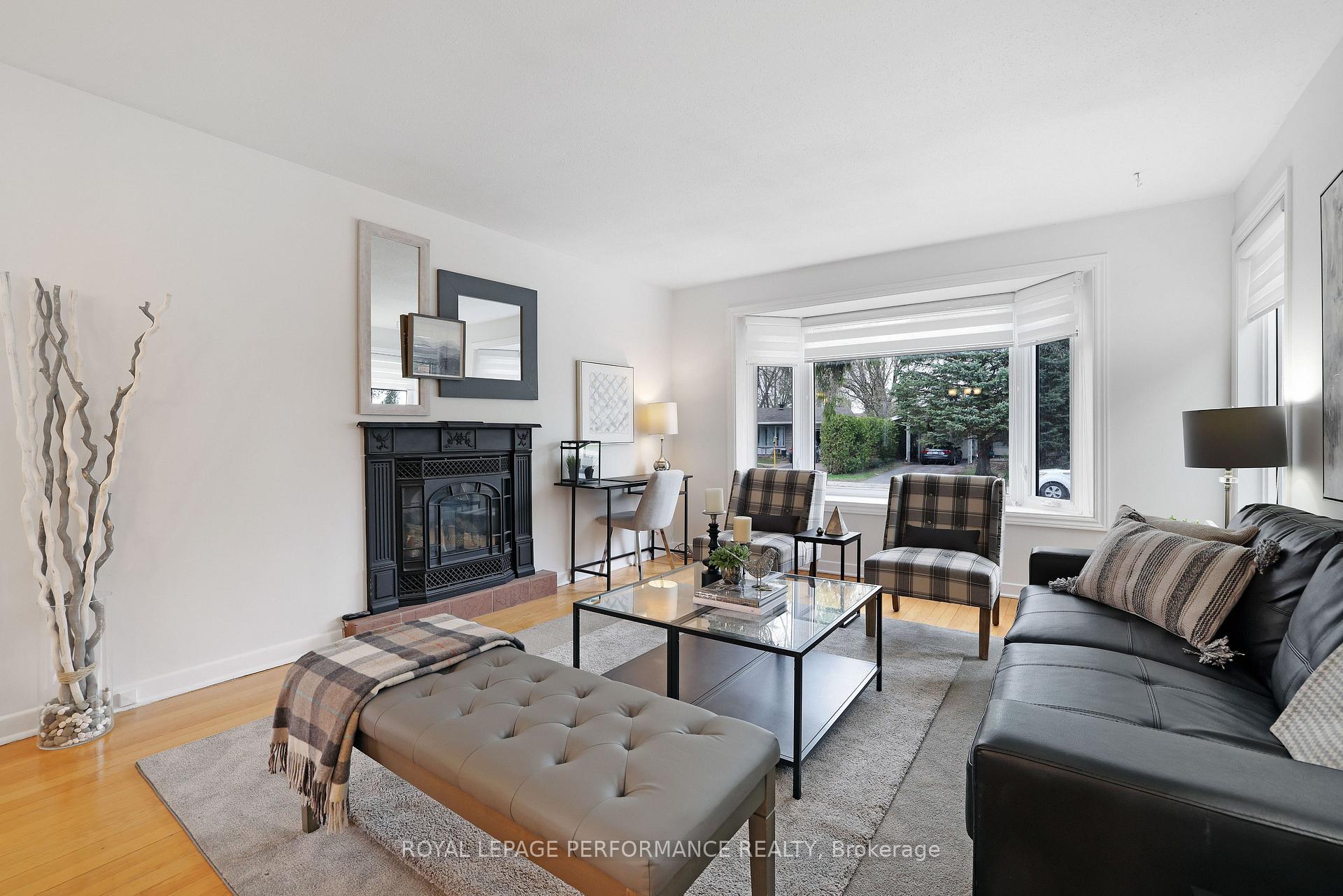 Photo 16 of 64 Crystal Beach Drive, Ottawa, Crystal Beach — HOMEH