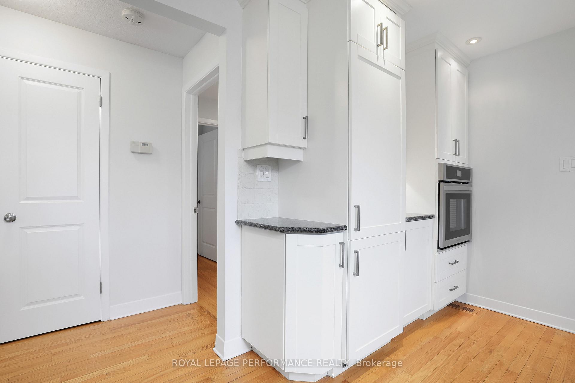 Photo 20 of 64 Crystal Beach Drive, Ottawa, Crystal Beach — HOMEH
