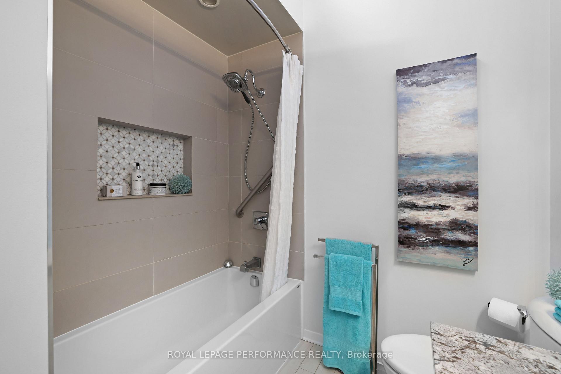 Photo 23 of 64 Crystal Beach Drive, Ottawa, Crystal Beach — HOMEH