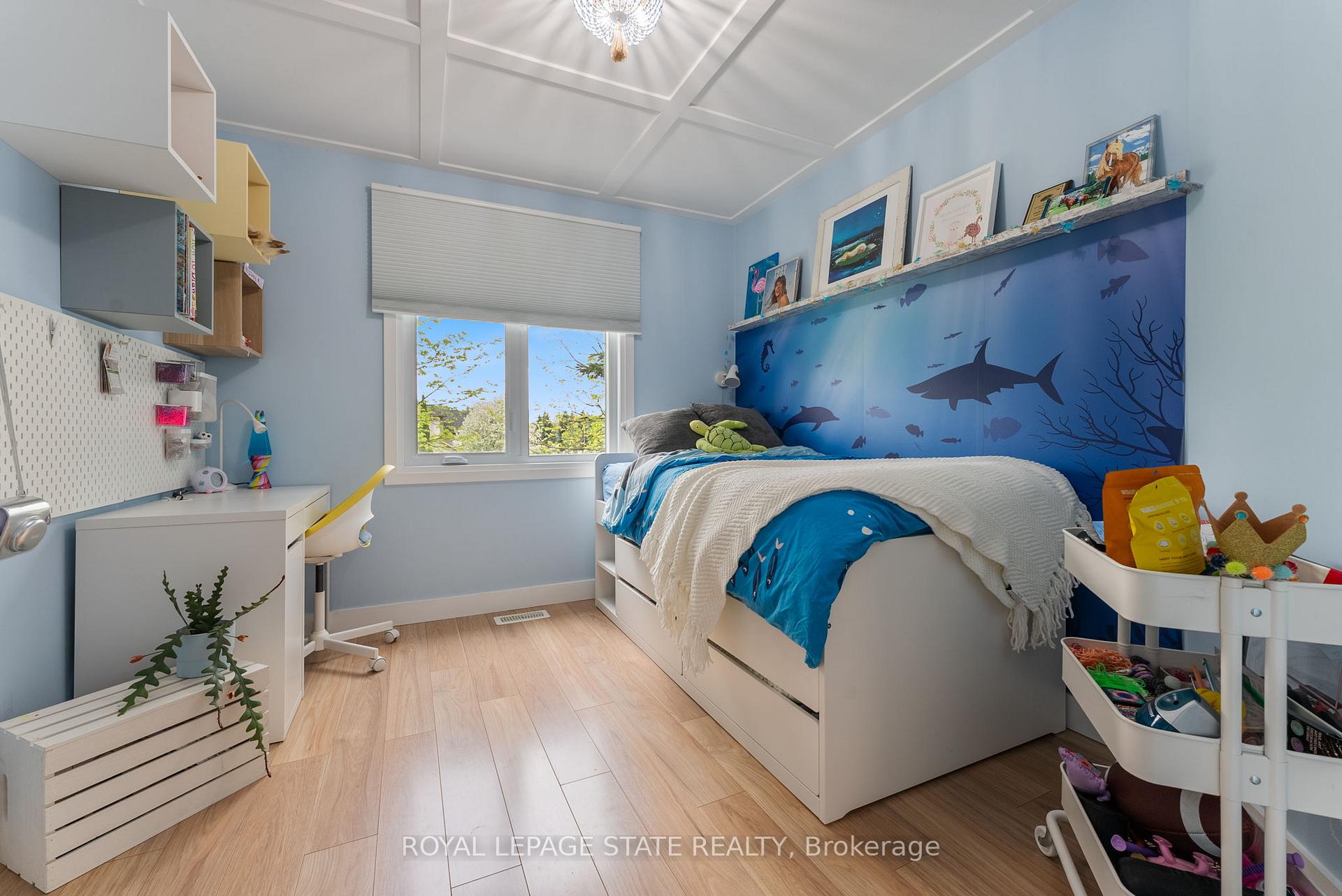 Photo 15 of 35 Morwick Drive, Hamilton, Ancaster — HOMEH