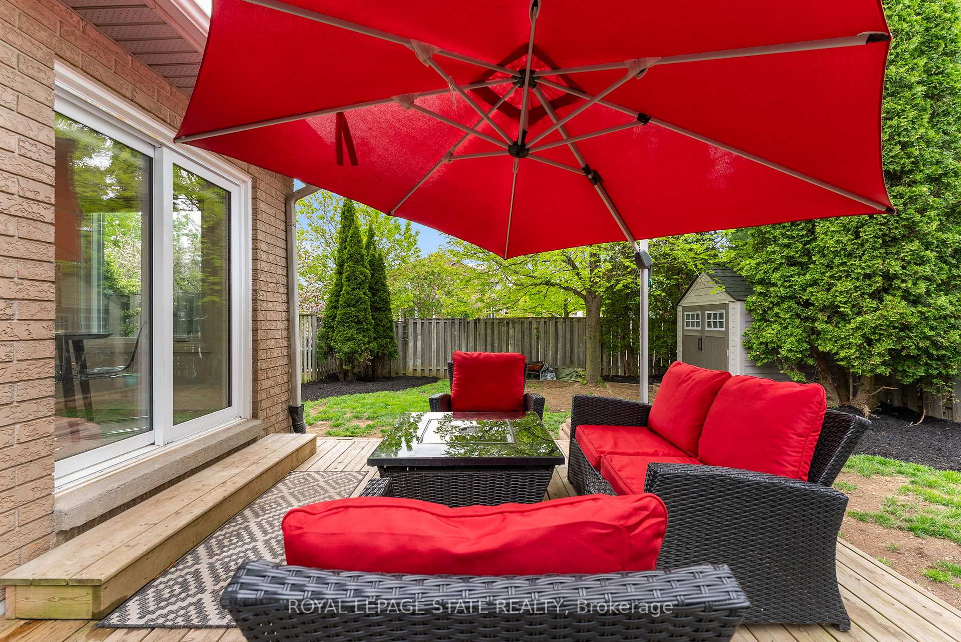 Photo 26 of 35 Morwick Drive, Hamilton, Ancaster — HOMEH