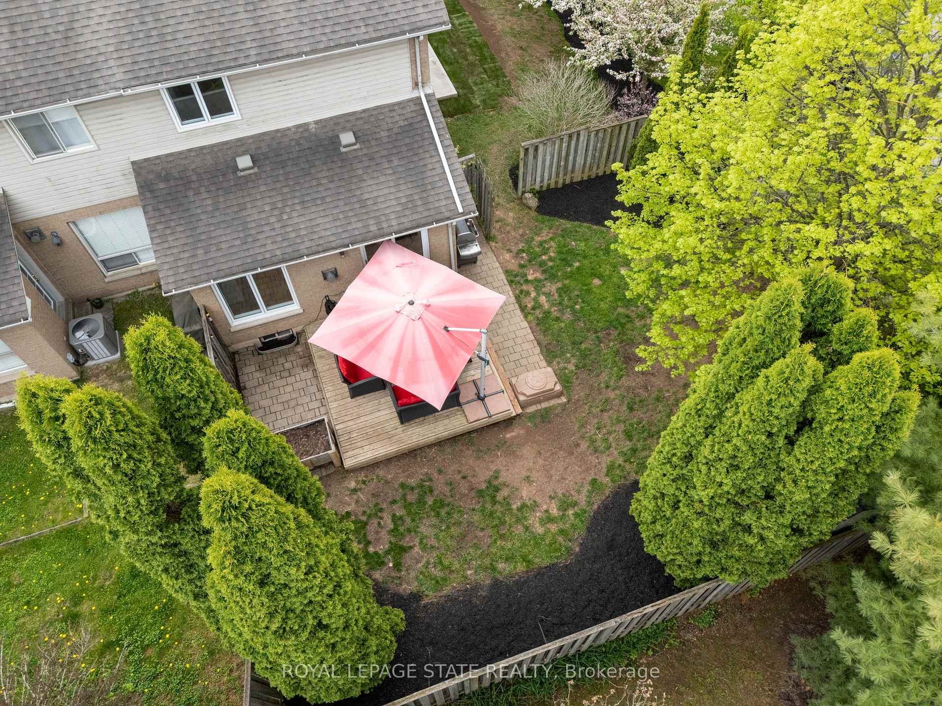 Photo 34 of 35 Morwick Drive, Hamilton, Ancaster — HOMEH