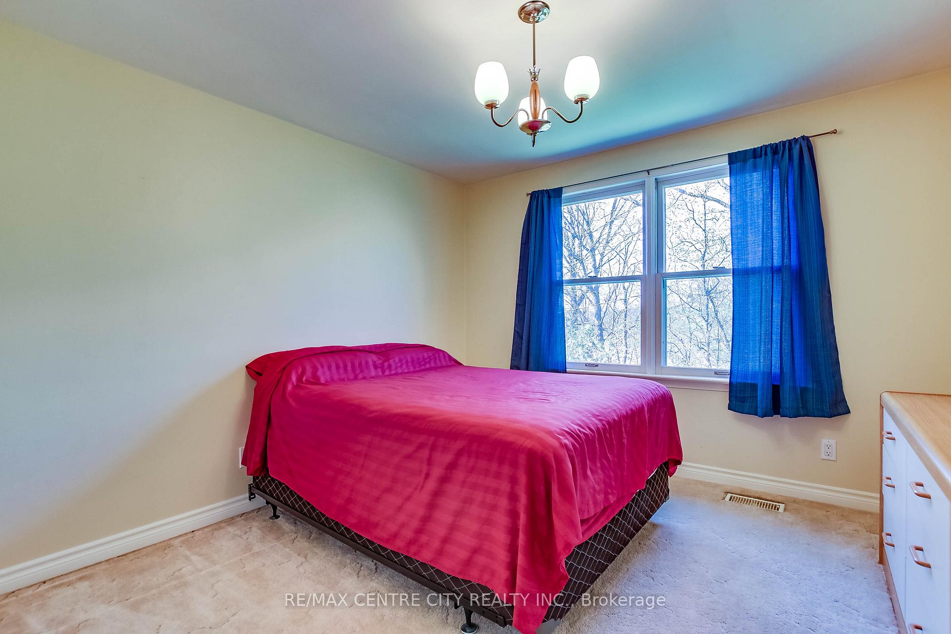 Photo 28 of 32 Locke Avenue, St. Thomas — HOMEH
