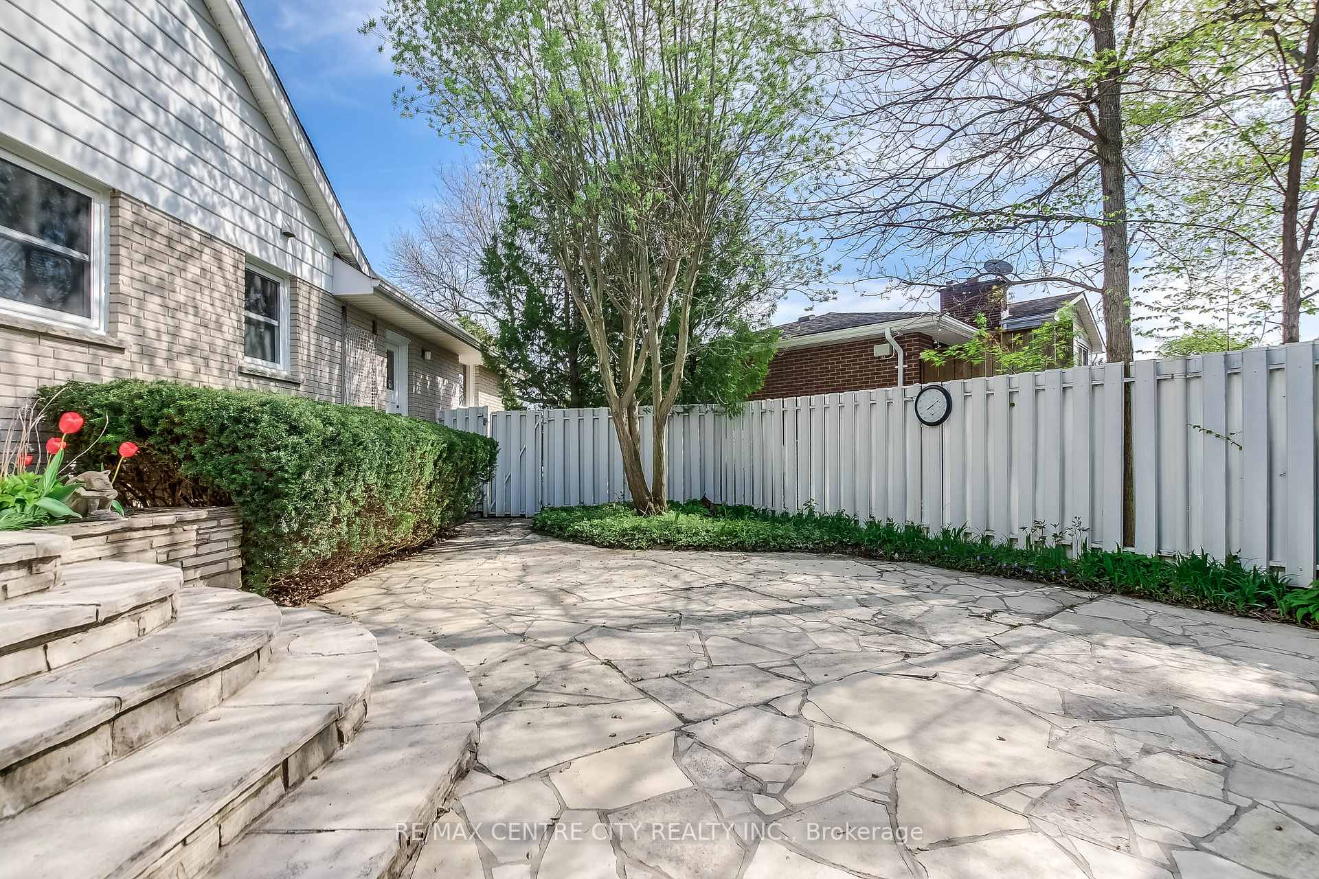 Photo 43 of 32 Locke Avenue, St. Thomas — HOMEH