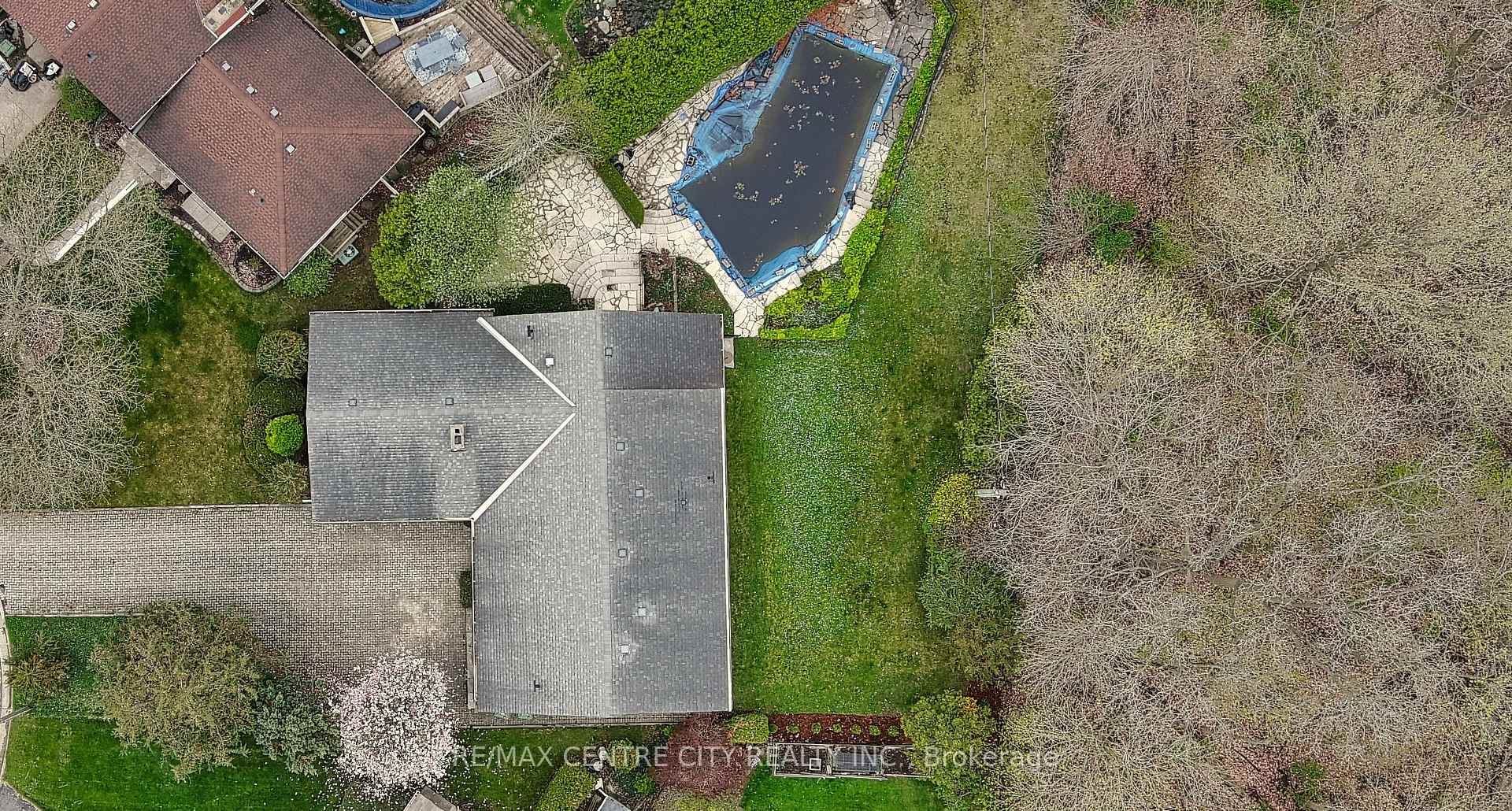 Photo 46 of 32 Locke Avenue, St. Thomas — HOMEH