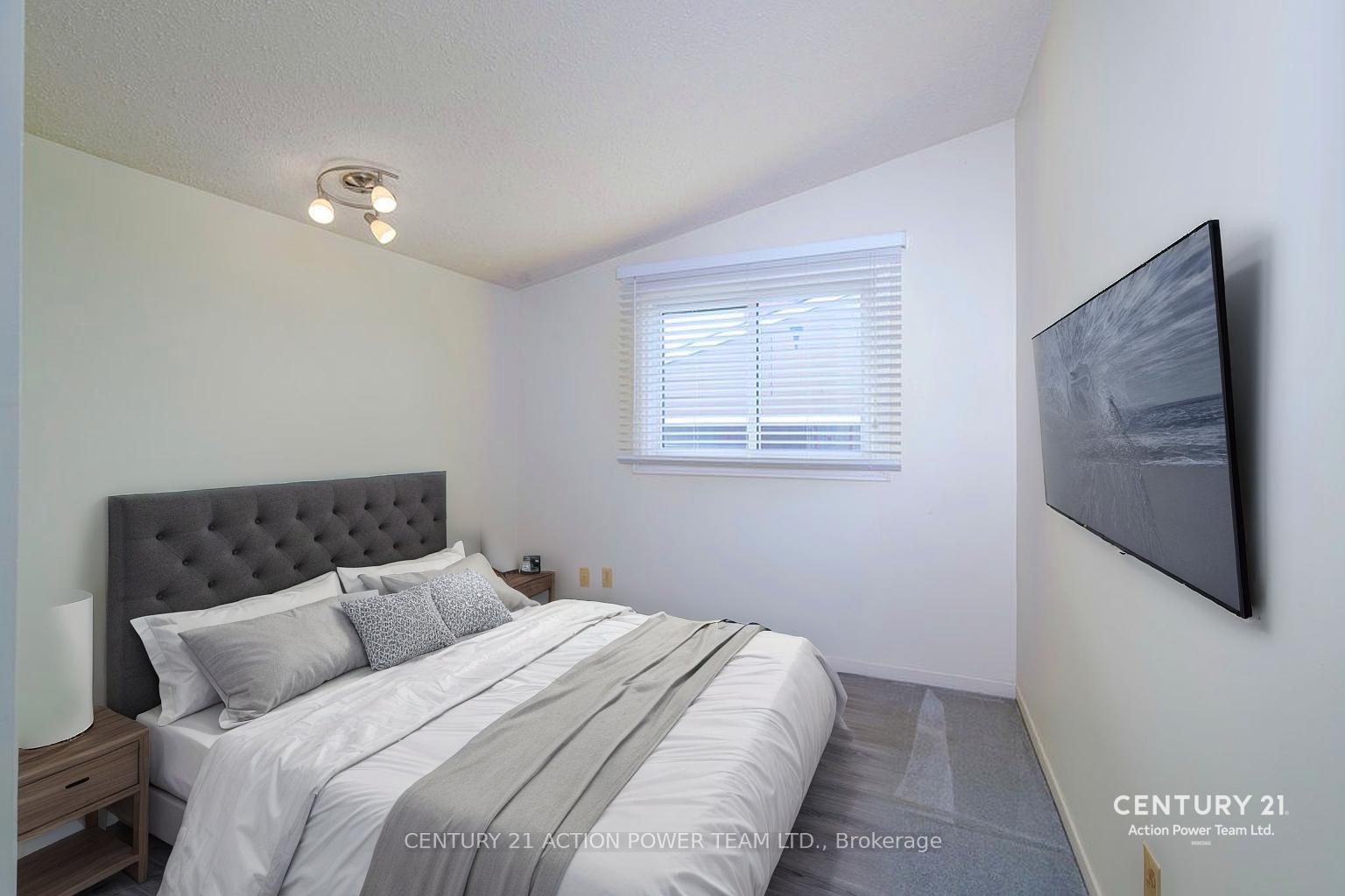 Photo 16 of 9 Keewatin Crescent, Ottawa, Borden Farm/Stewart Farm/Carleton Heights/Parkwood Hills — HOMEH