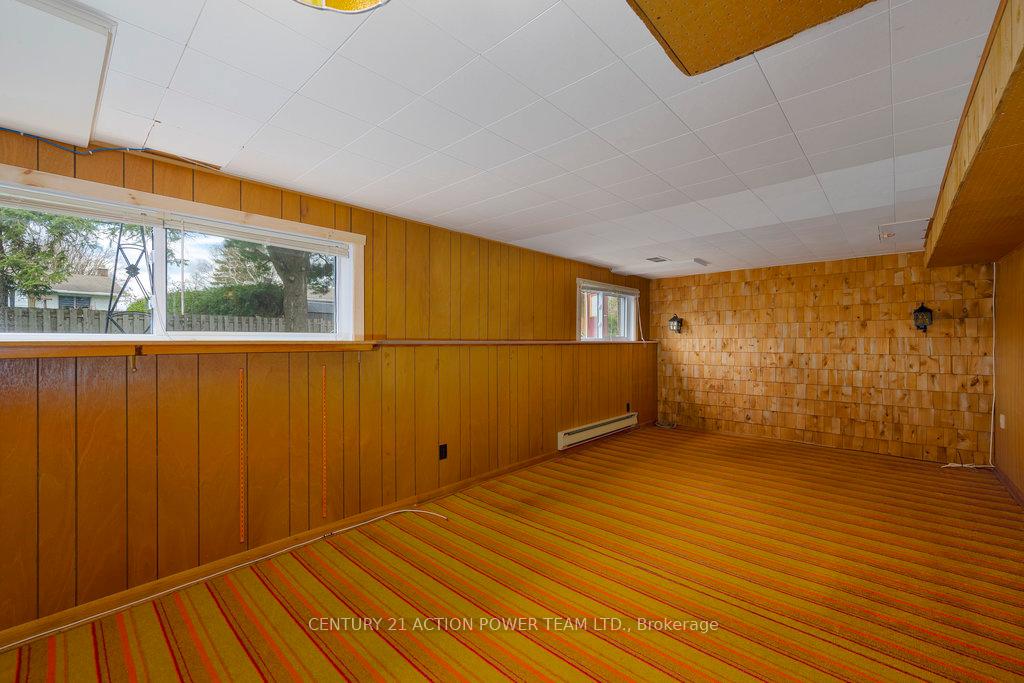 Photo 33 of 9 Keewatin Crescent, Ottawa, Borden Farm/Stewart Farm/Carleton Heights/Parkwood Hills — HOMEH
