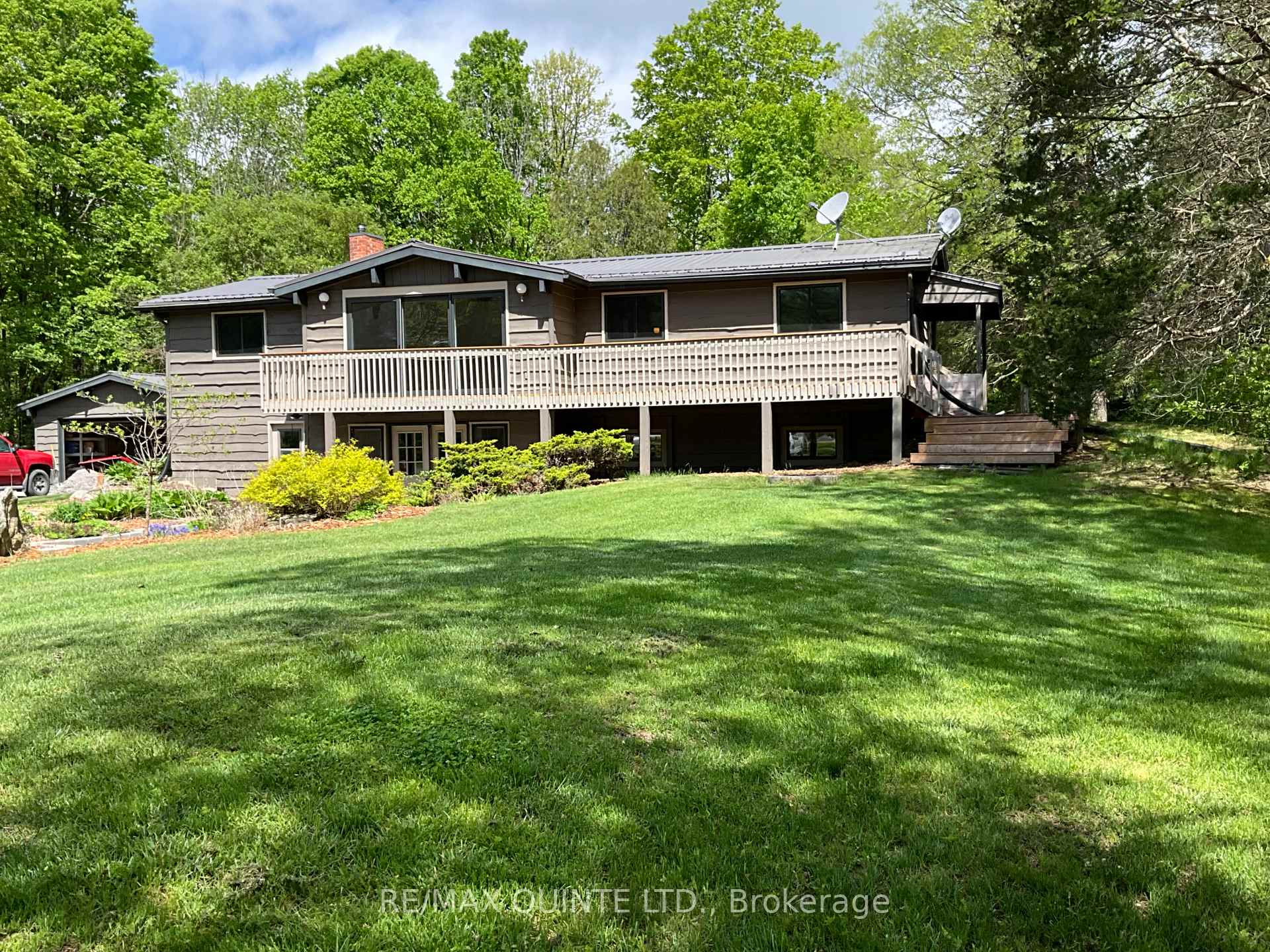 Photo 4 of 405 Scuttlehole Road, Belleville, Thurlow Ward — HOMEH