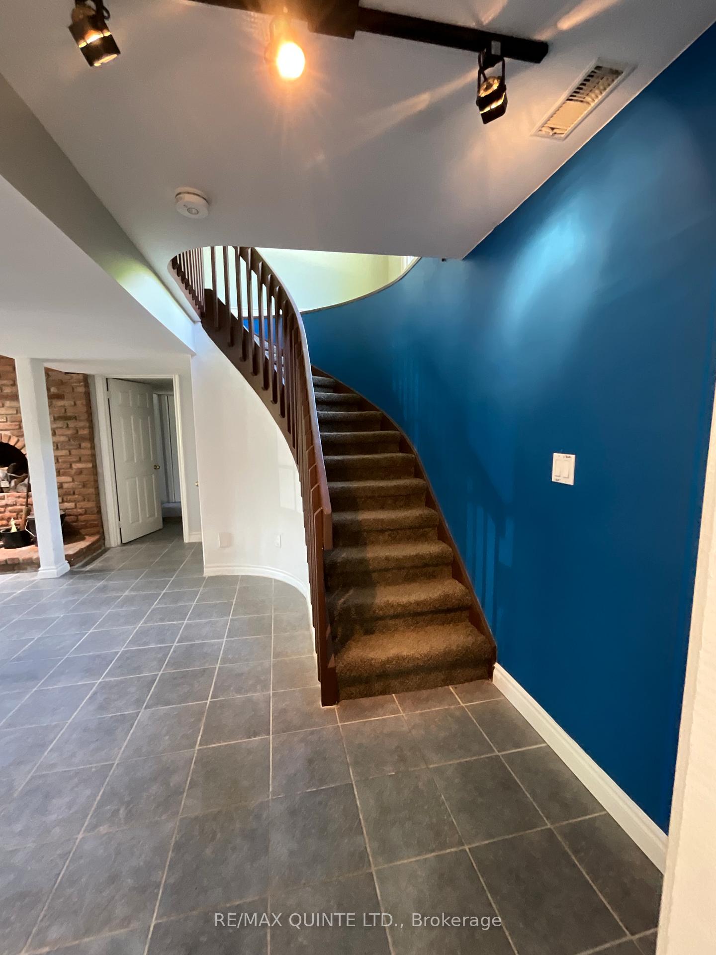 Photo 12 of 405 Scuttlehole Road, Belleville, Thurlow Ward — HOMEH