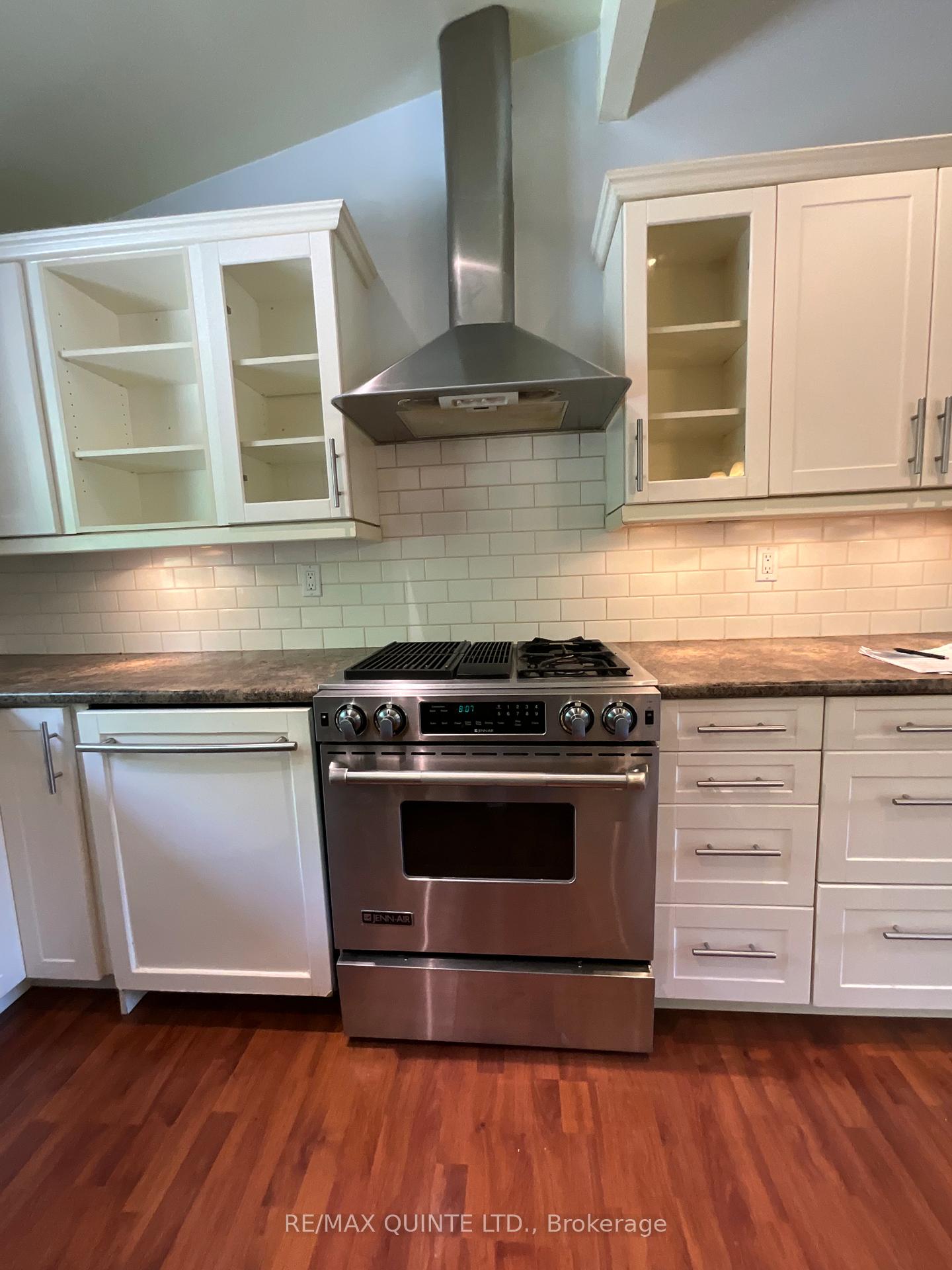 Photo 18 of 405 Scuttlehole Road, Belleville, Thurlow Ward — HOMEH