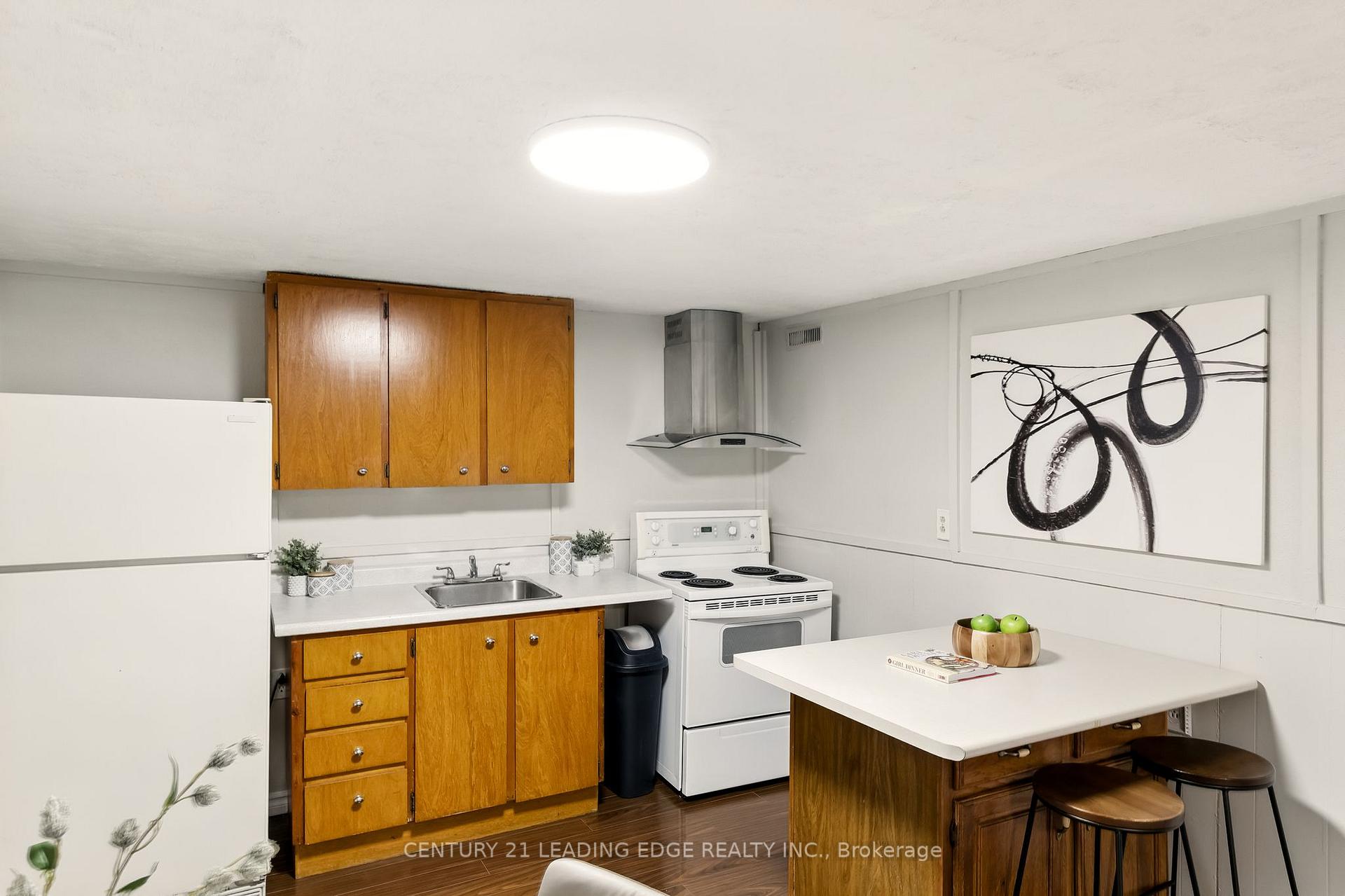 Photo 22 of 545 Capilano Crescent, Oshawa, Donevan — HOMEH