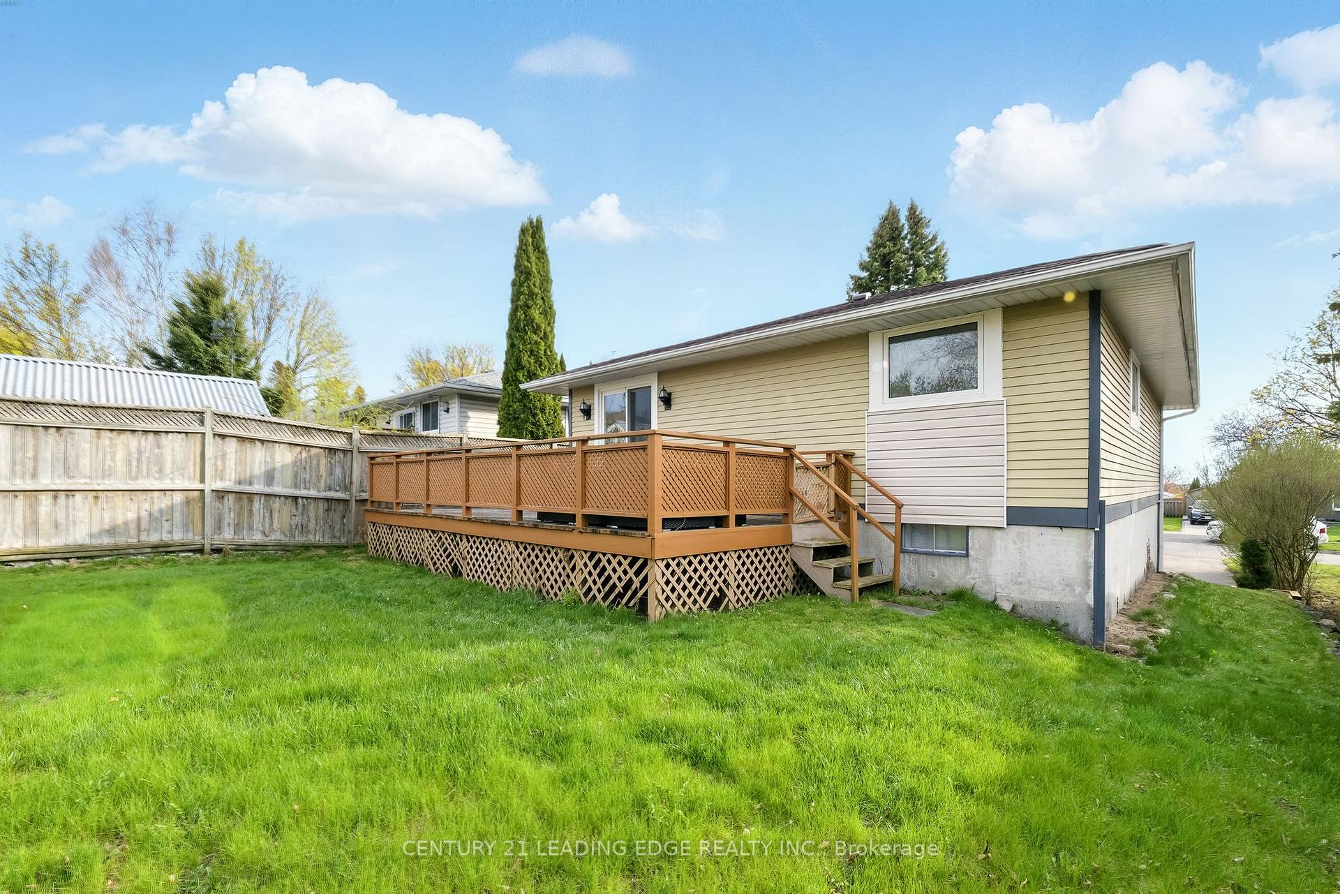 Photo 27 of 545 Capilano Crescent, Oshawa, Donevan — HOMEH