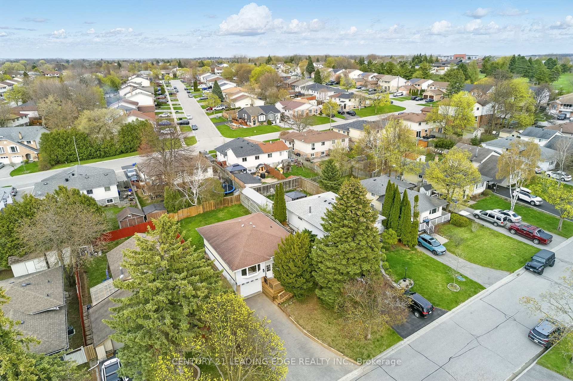Photo 36 of 545 Capilano Crescent, Oshawa, Donevan — HOMEH