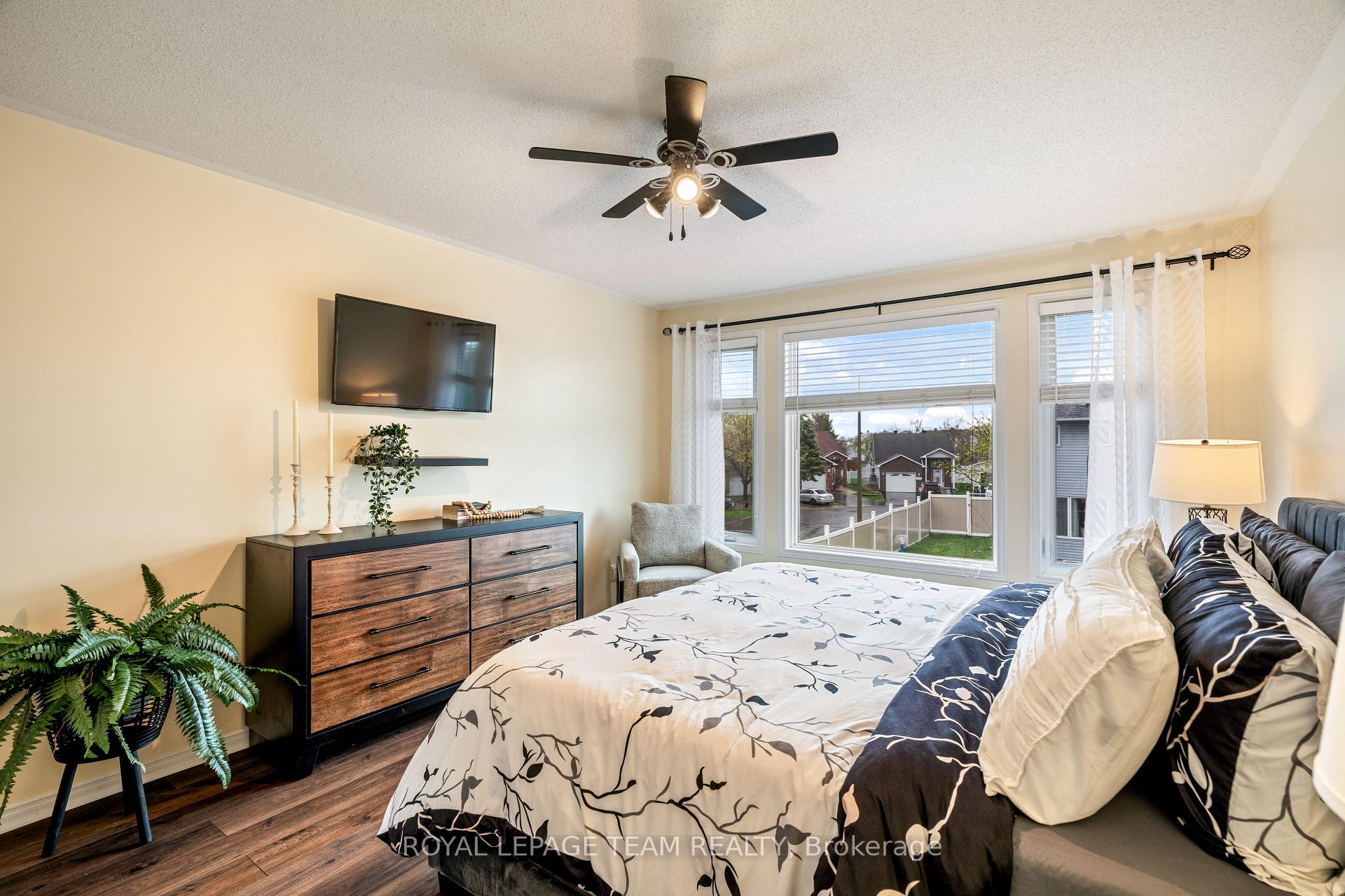 Photo 34 of 1648 Toulouse Crescent, Ottawa, Orleans/Sunridge — HOMEH